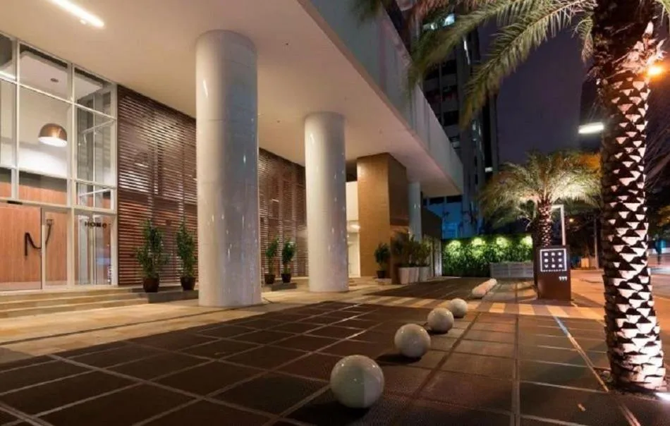 Area and facilities in One Eleven Home And Work By Helbor