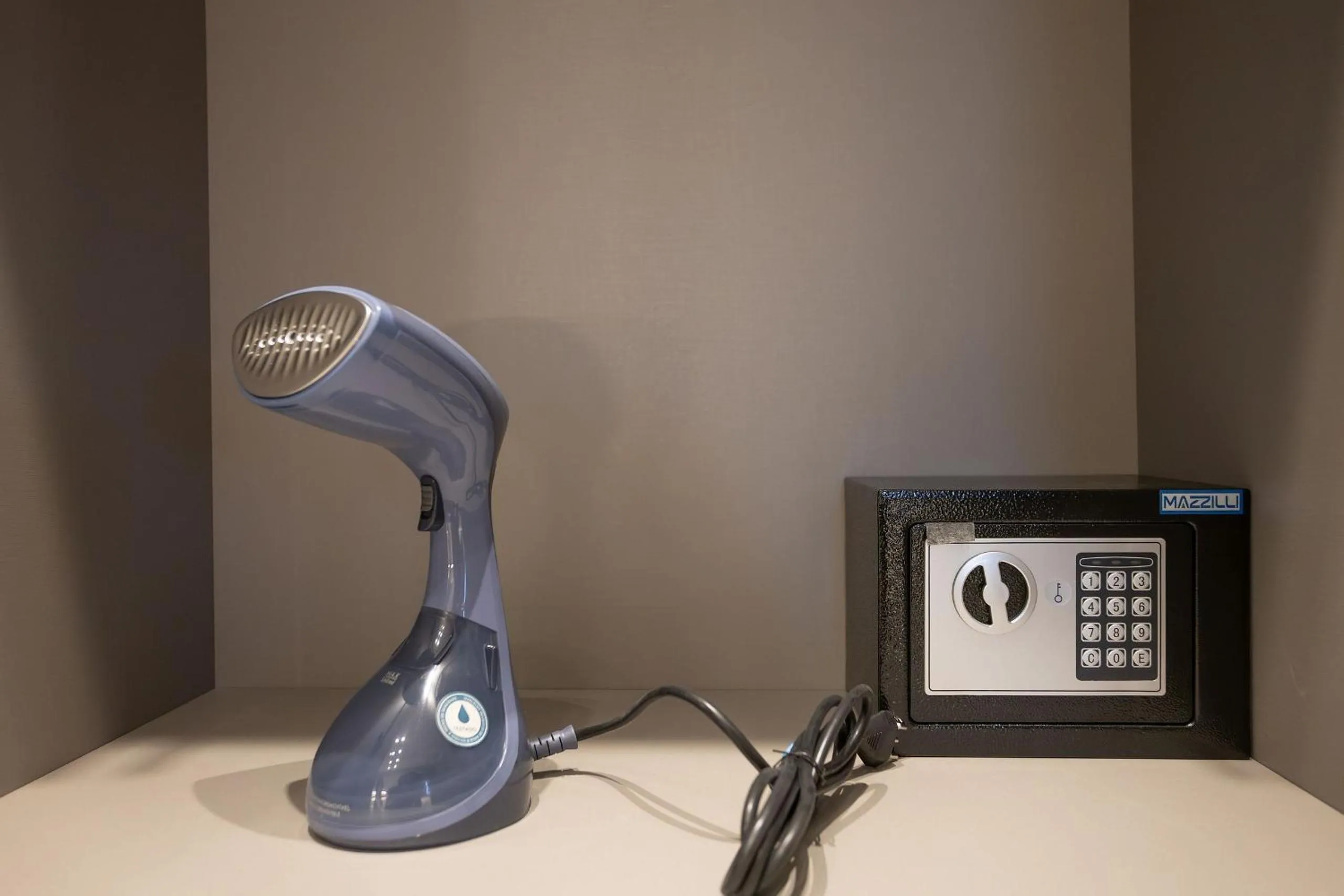 Photo of the whole room in One Eleven Home And Work By Helbor