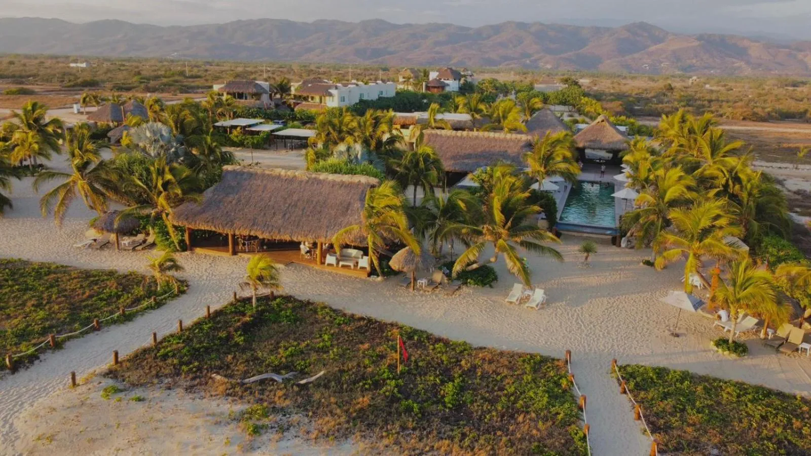 Restaurant/places to eat in El Origen Villas & Spa-Puerto Escondido