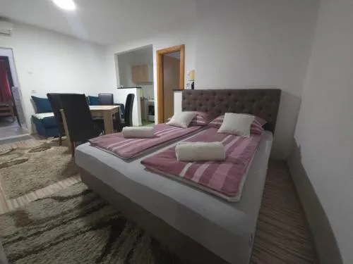Guest House Nana