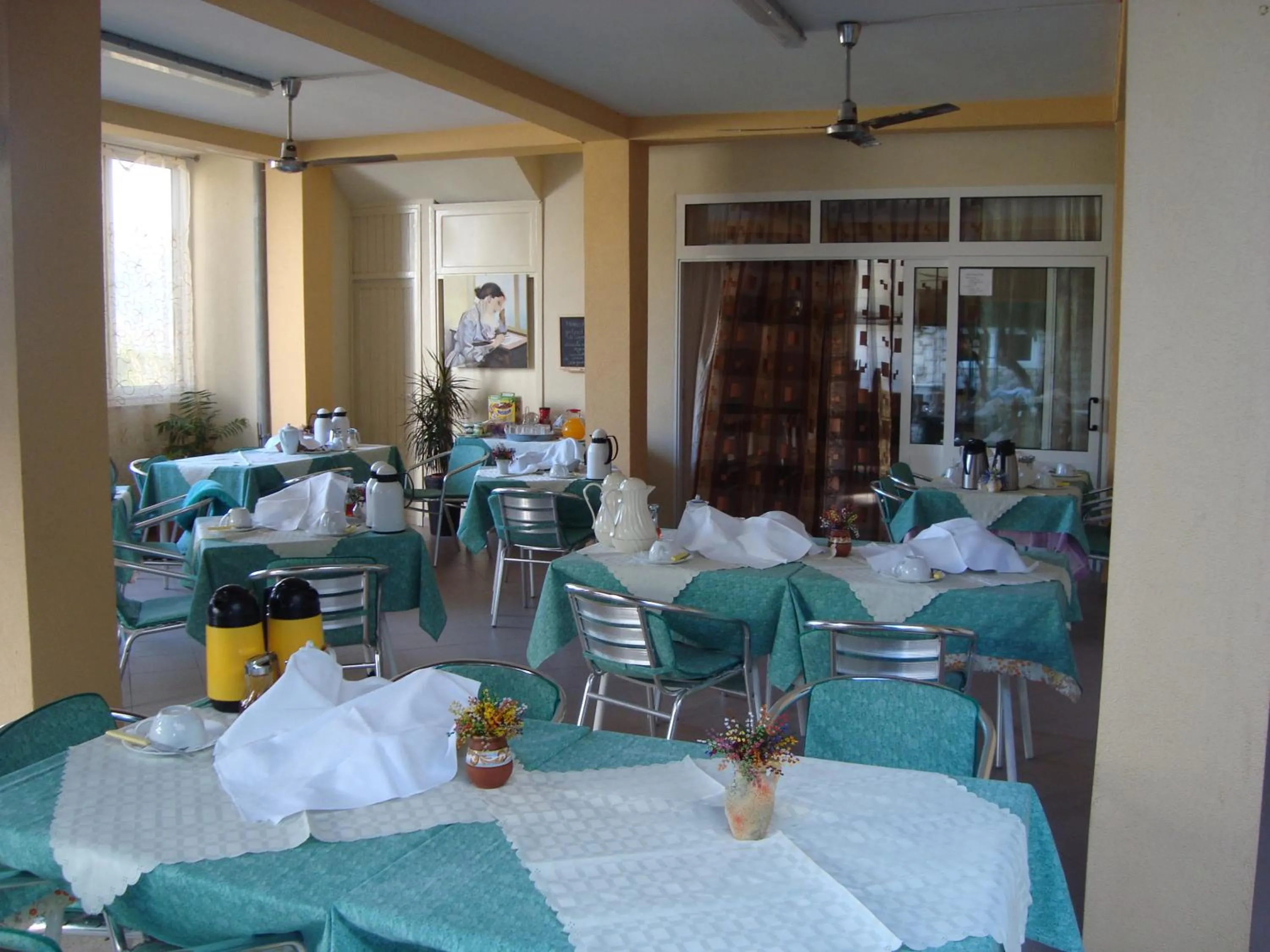 Restaurant/places to eat in Rooms Villa Andreja