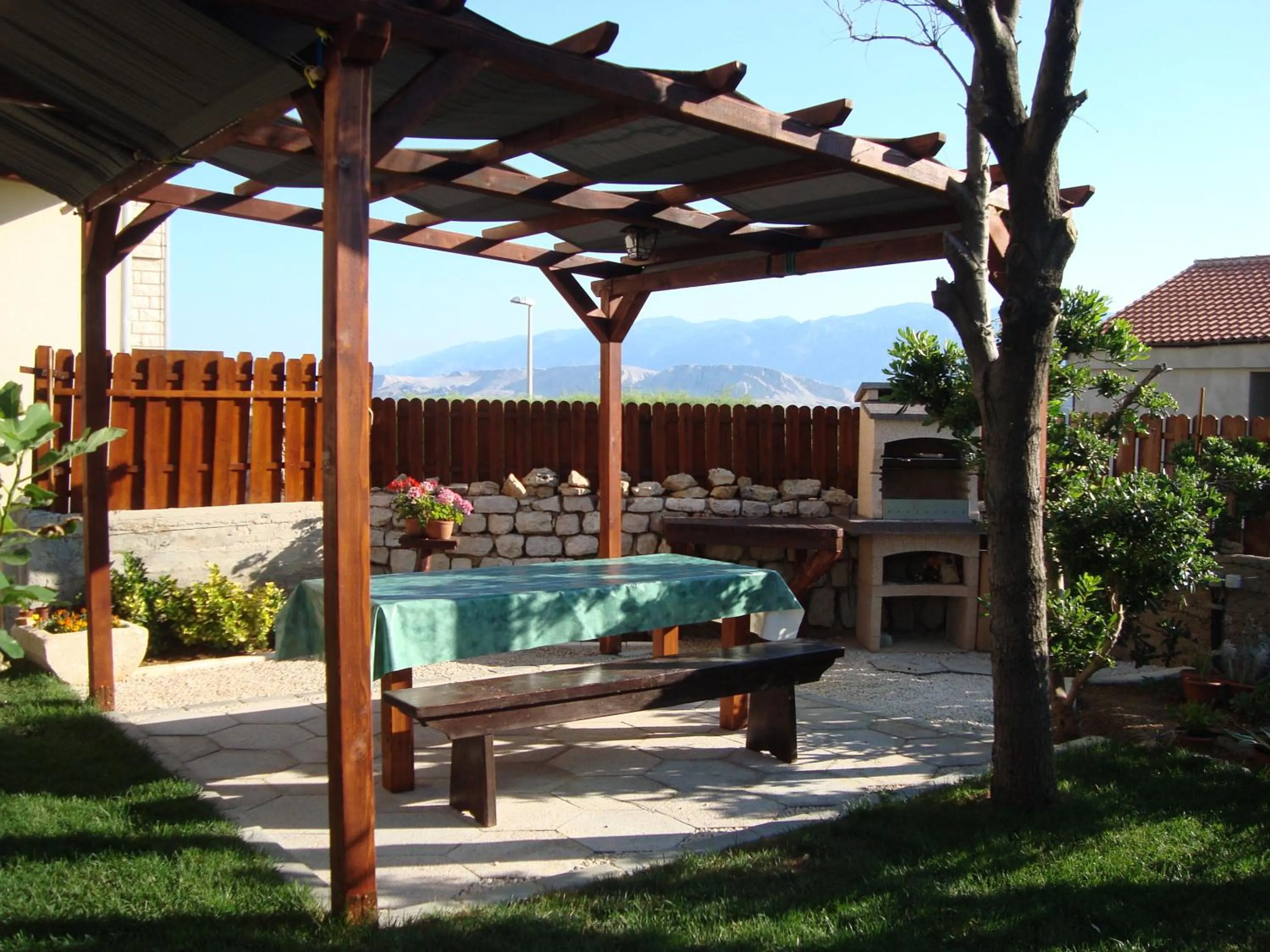 BBQ facilities in Rooms Villa Andreja