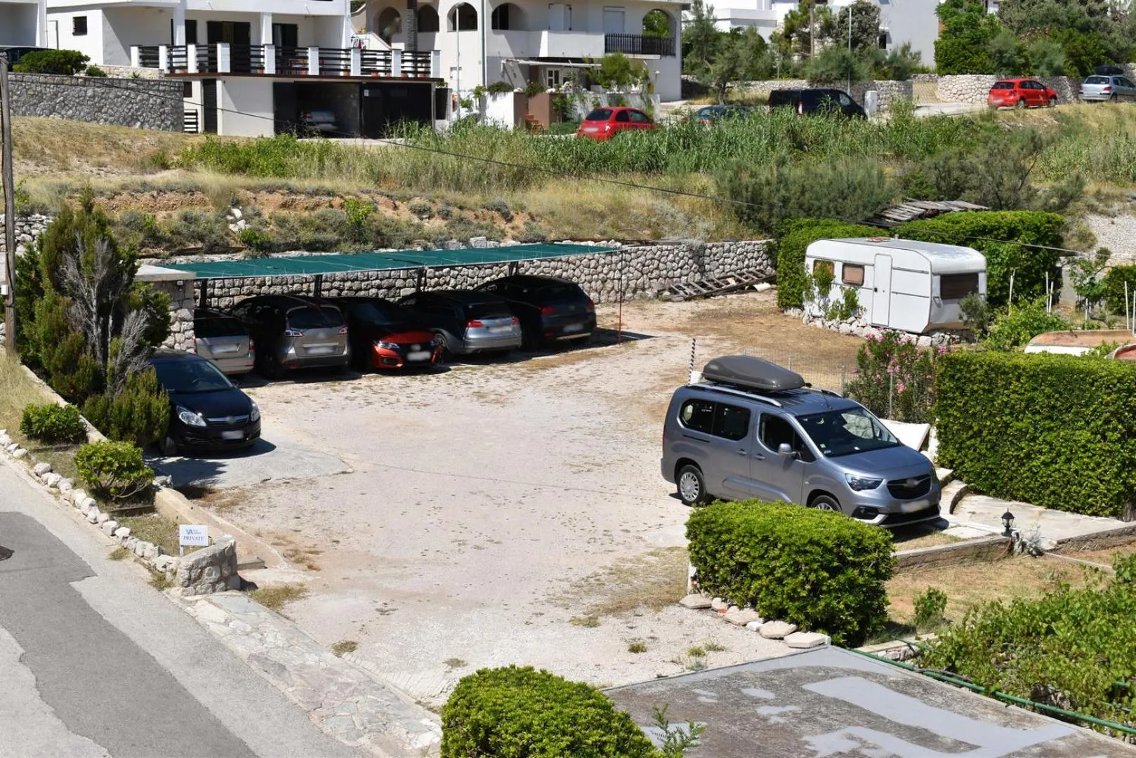 Parking in Rooms Villa Andreja