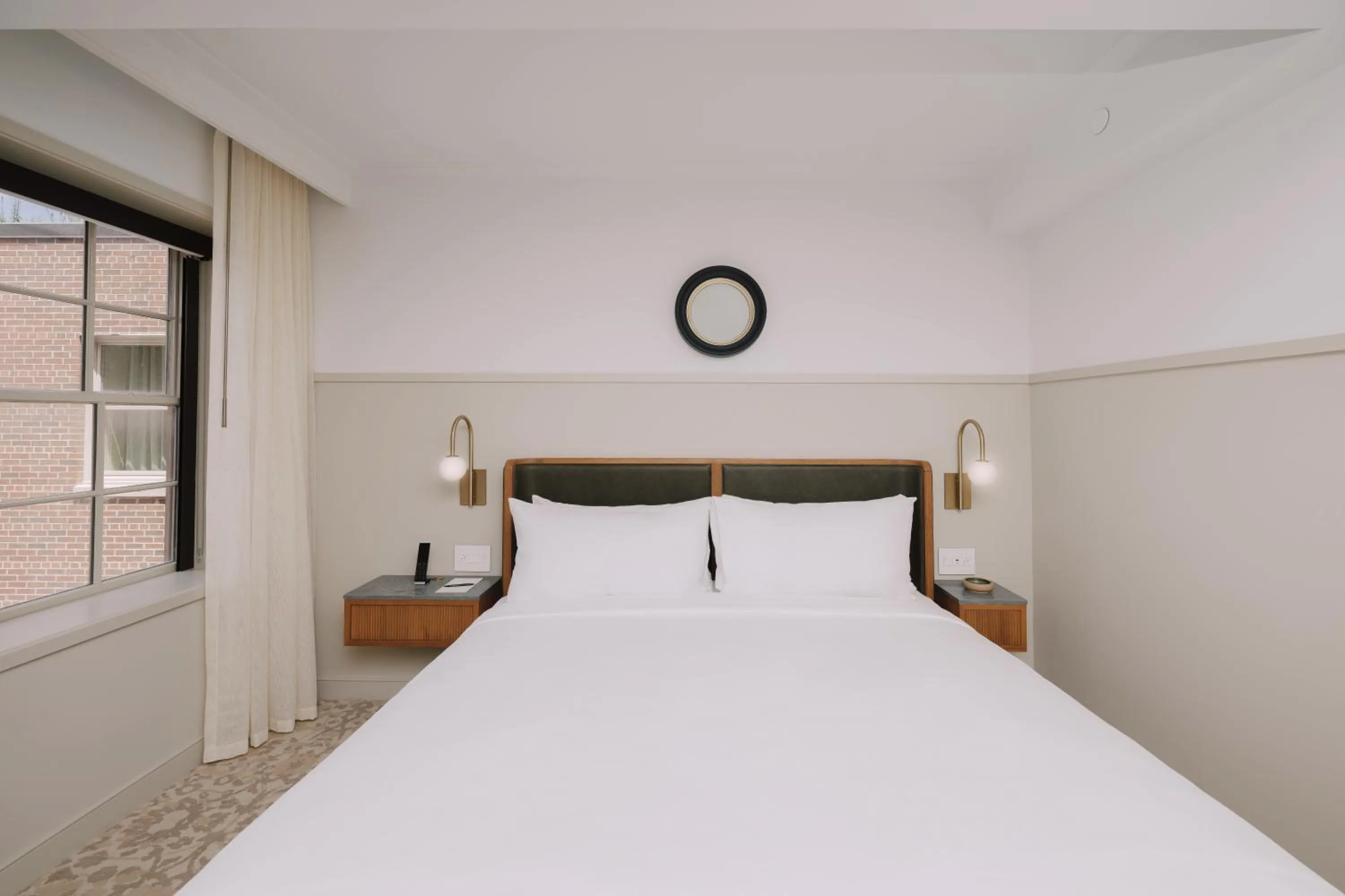 Bedroom, Bed in Hotel Heron Old Town Alexandria