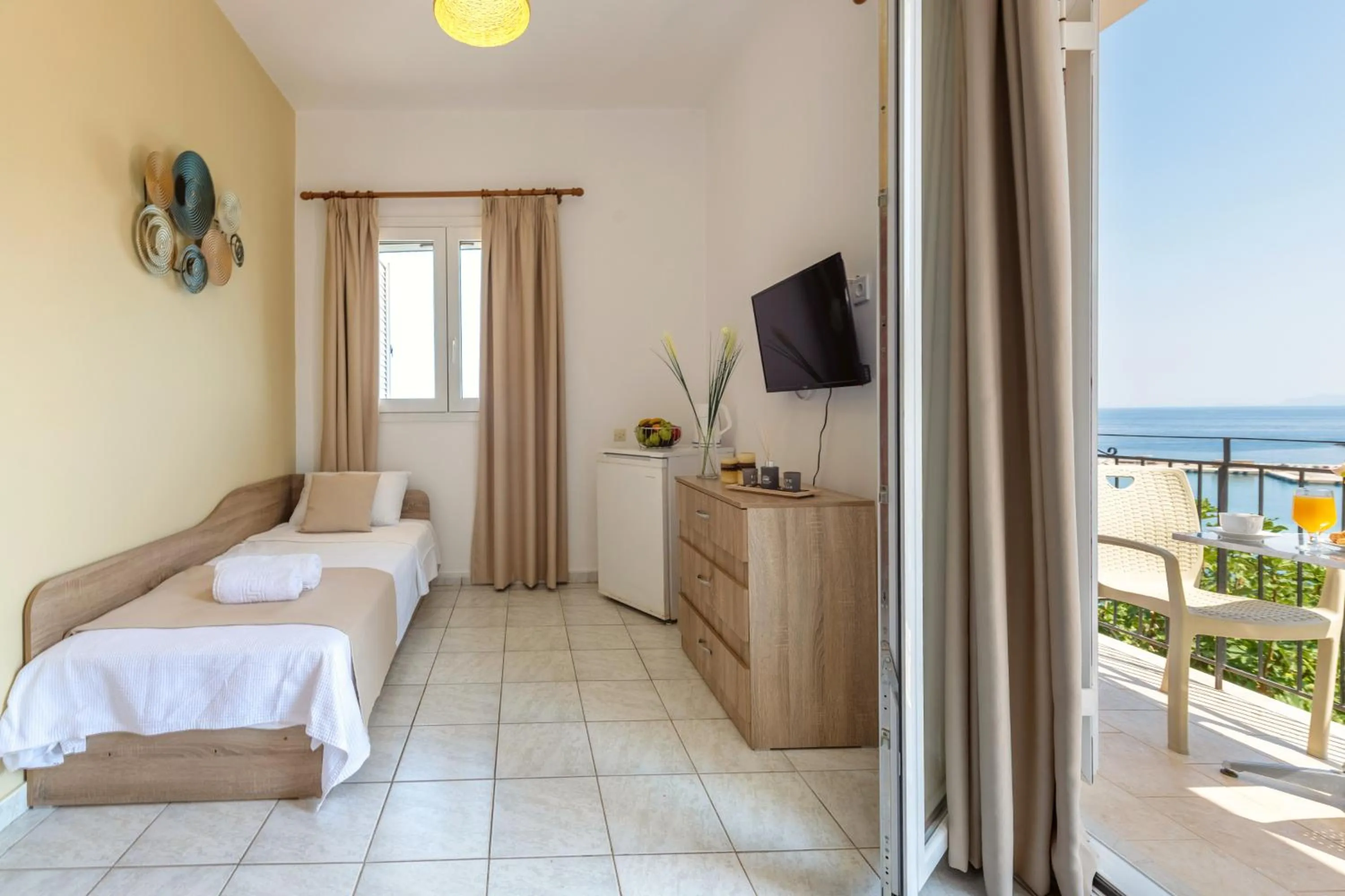 Bedroom, Bed in Faro Del Porto