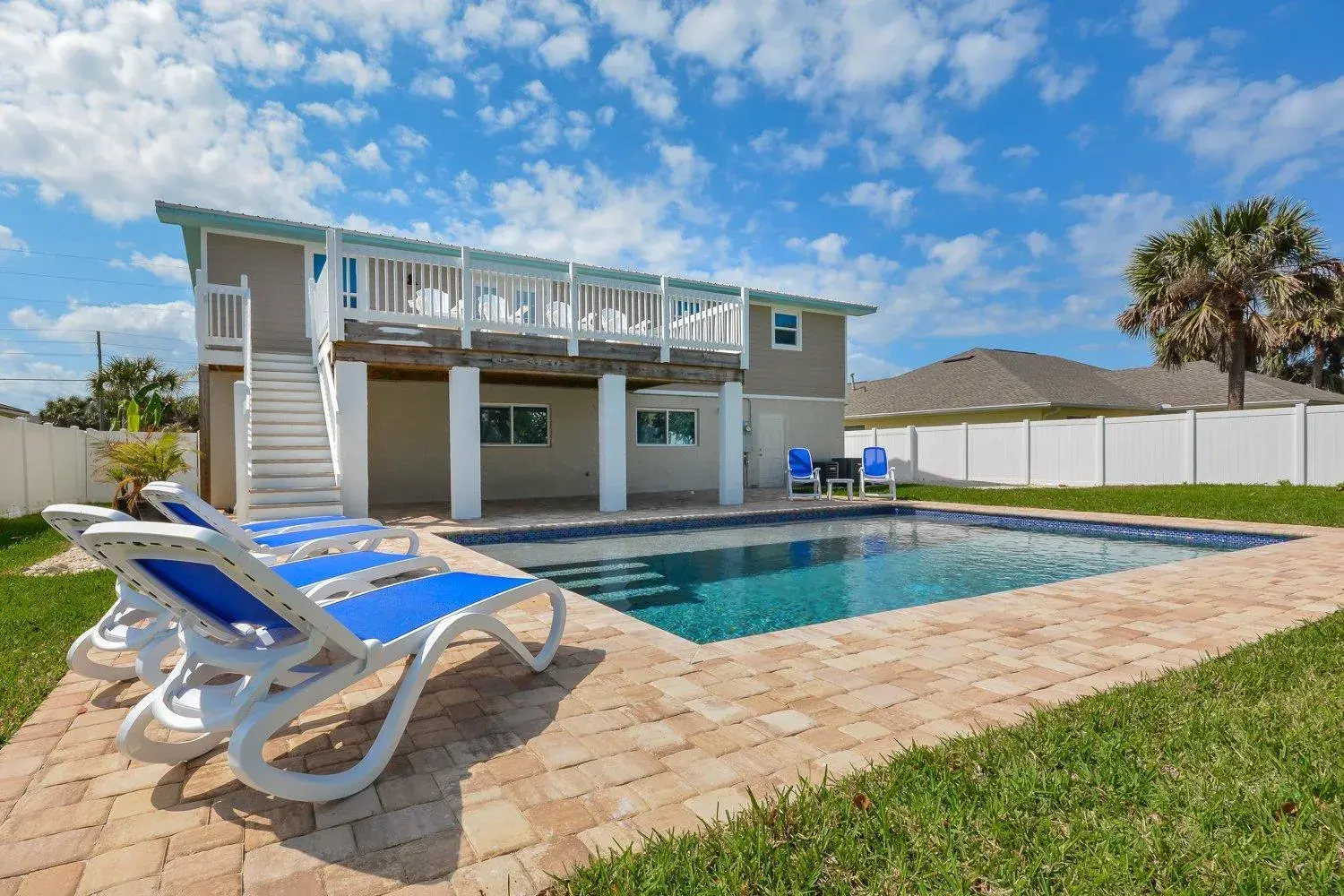 Gorgeous home with pool Walk to car free beach 4717S Gorgeous home with pool Walk to car free beach 4717S