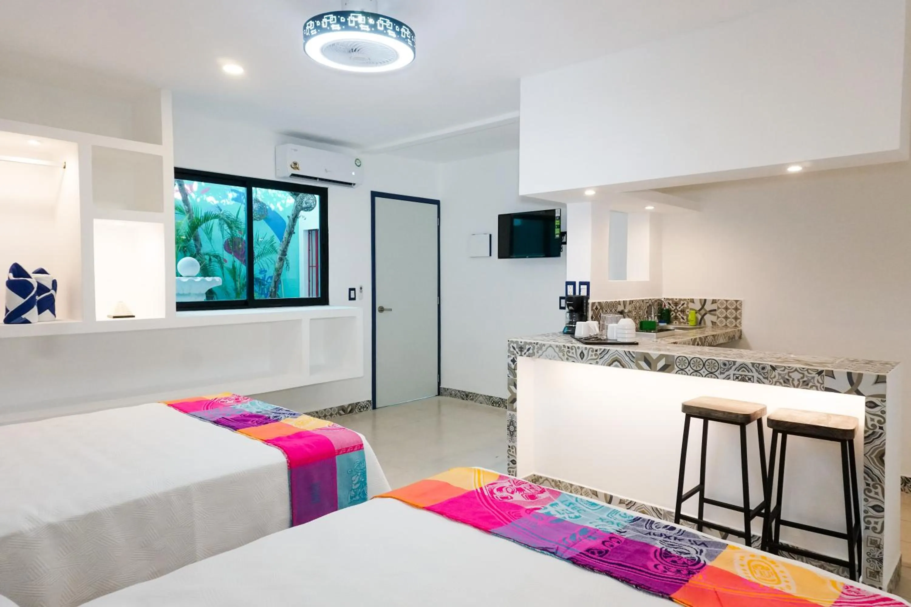 TV and multimedia, Bed in Linda Vecindad Playa del Carmen