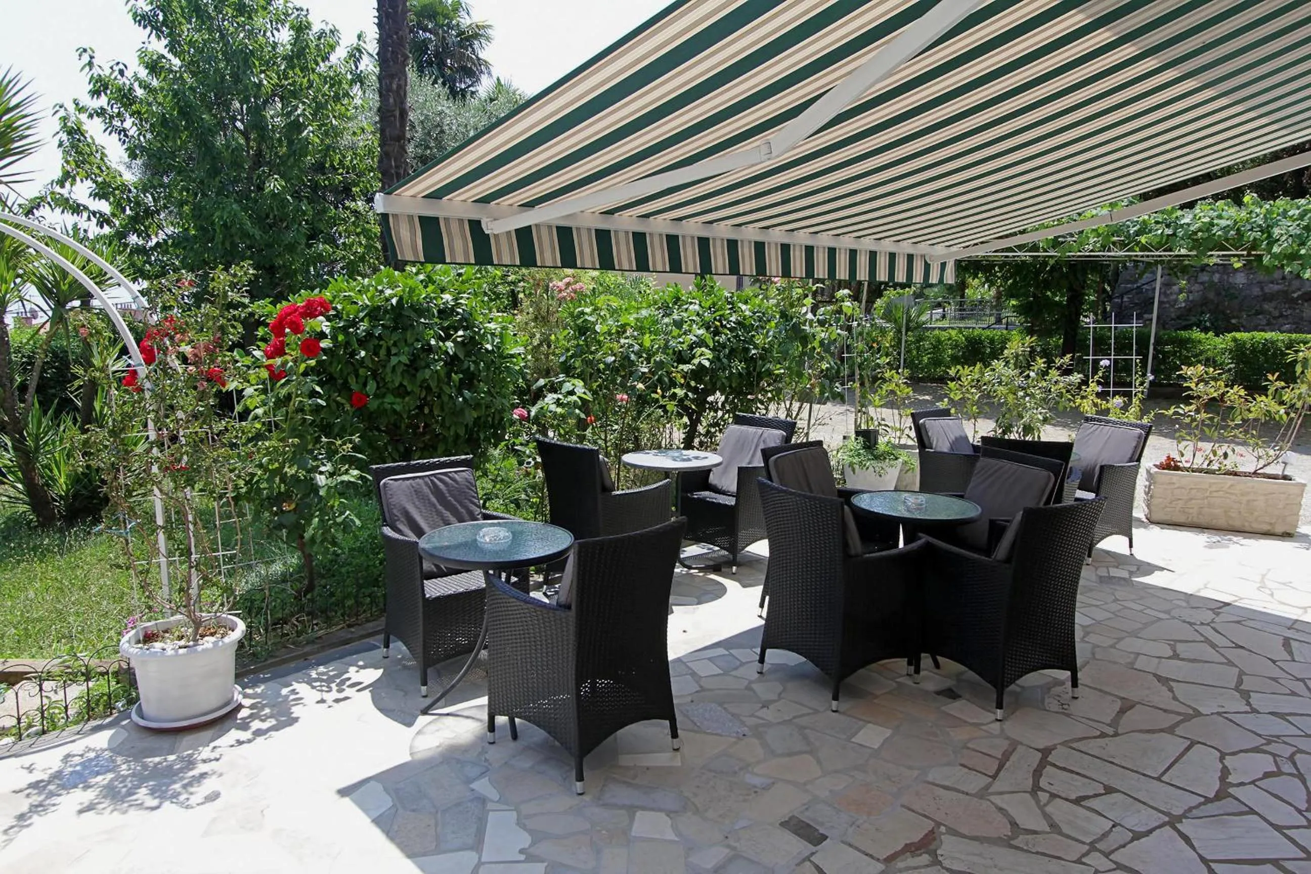 Patio in Guesthouse Villa Stanger