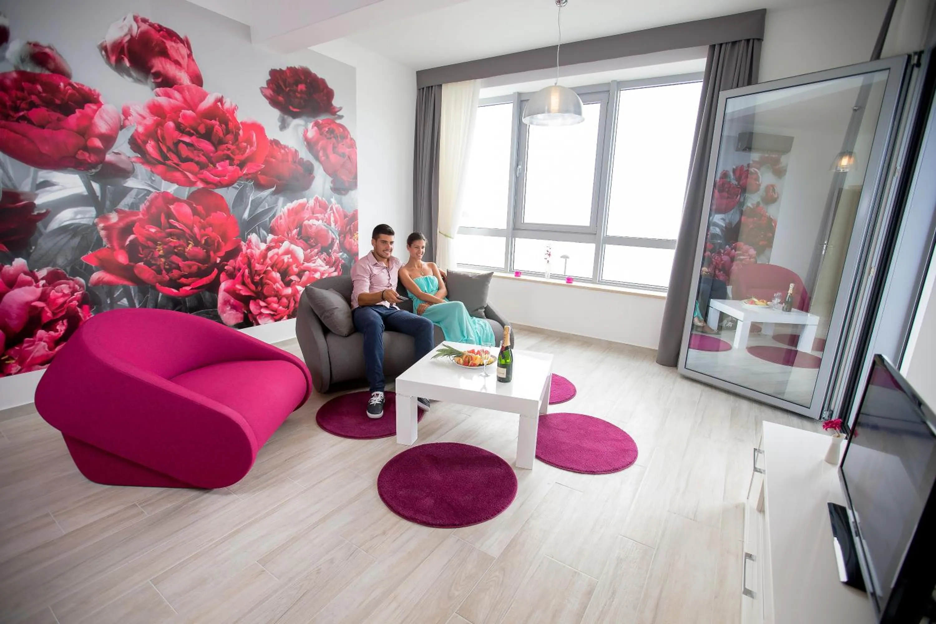 People in Apart Hotel Sea Fort