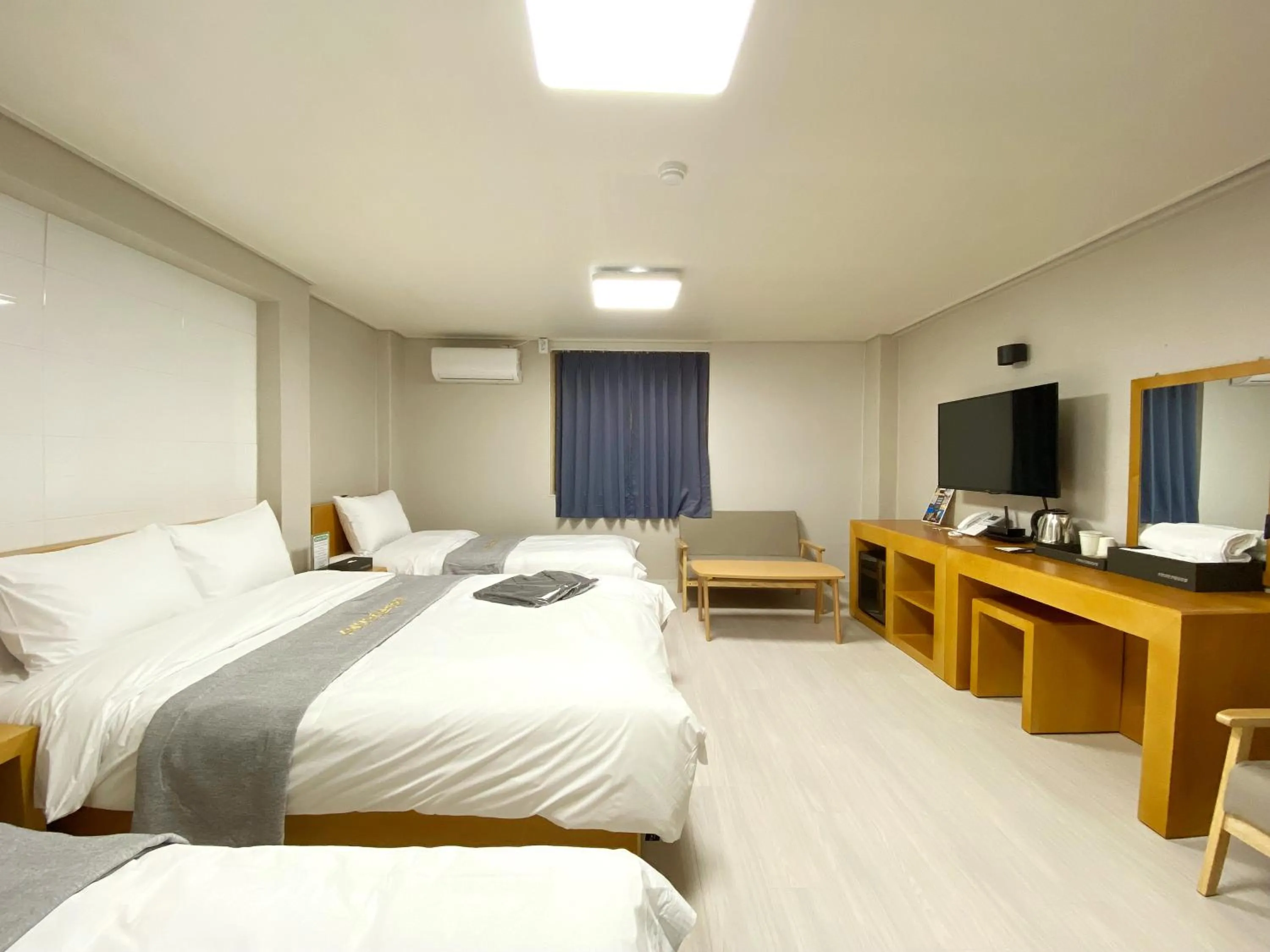 Bed in Suanbo Hot Spring Healing Hotel