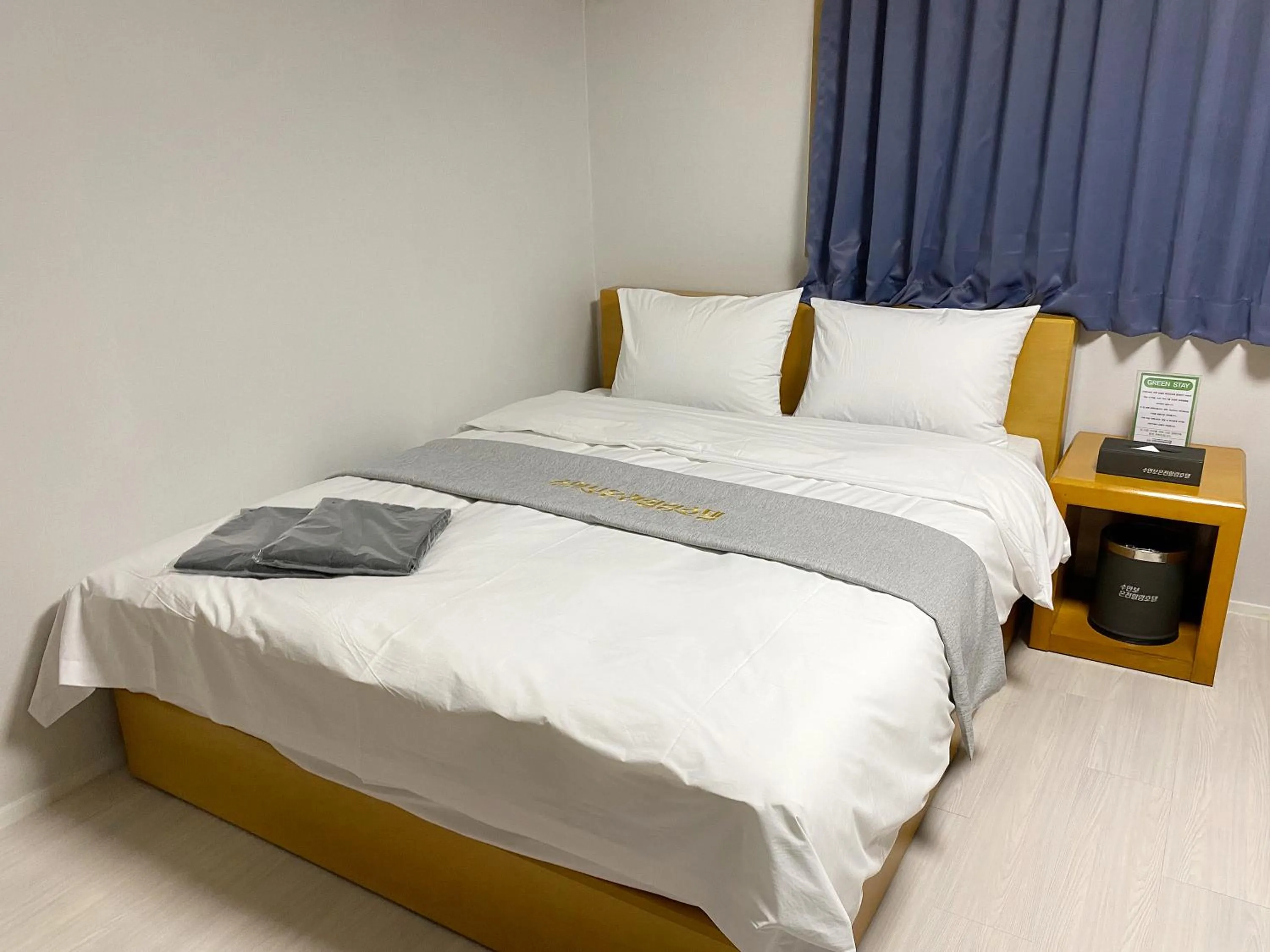 Bed in Suanbo Hot Spring Healing Hotel