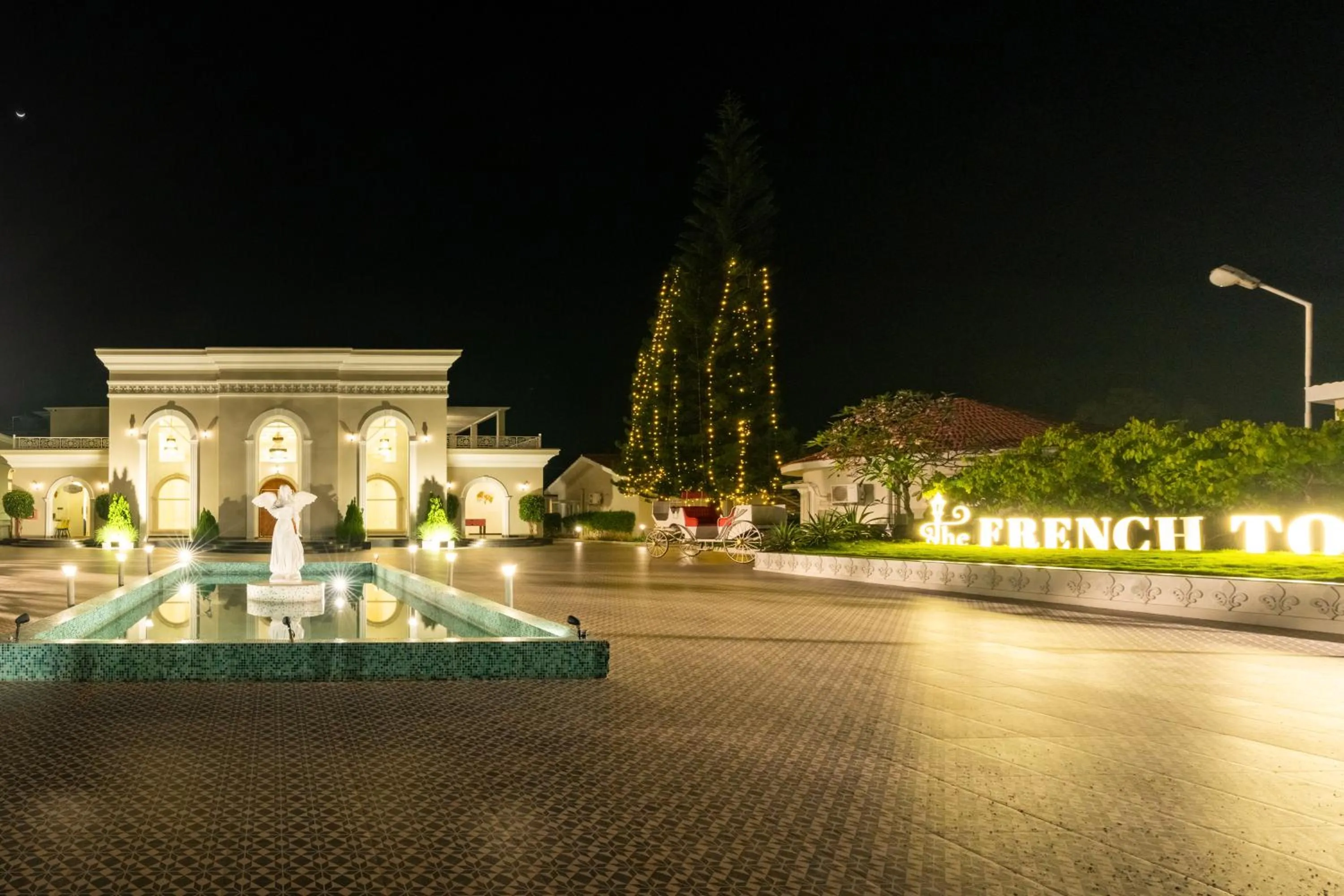 Property building in CSR Landmark Resorts