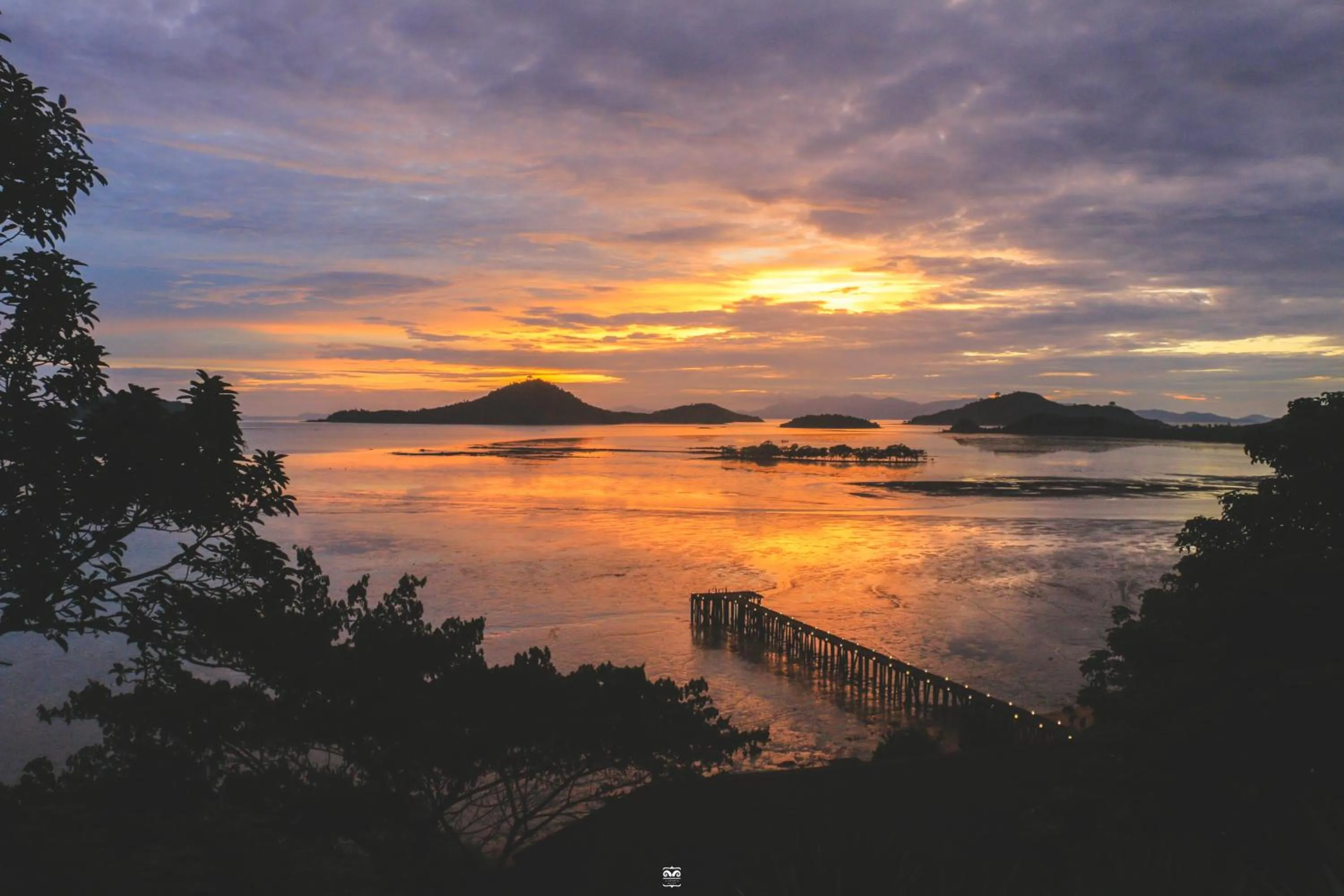 Sea view in Victoria Cliff Hotel & Resort, Kawthaung