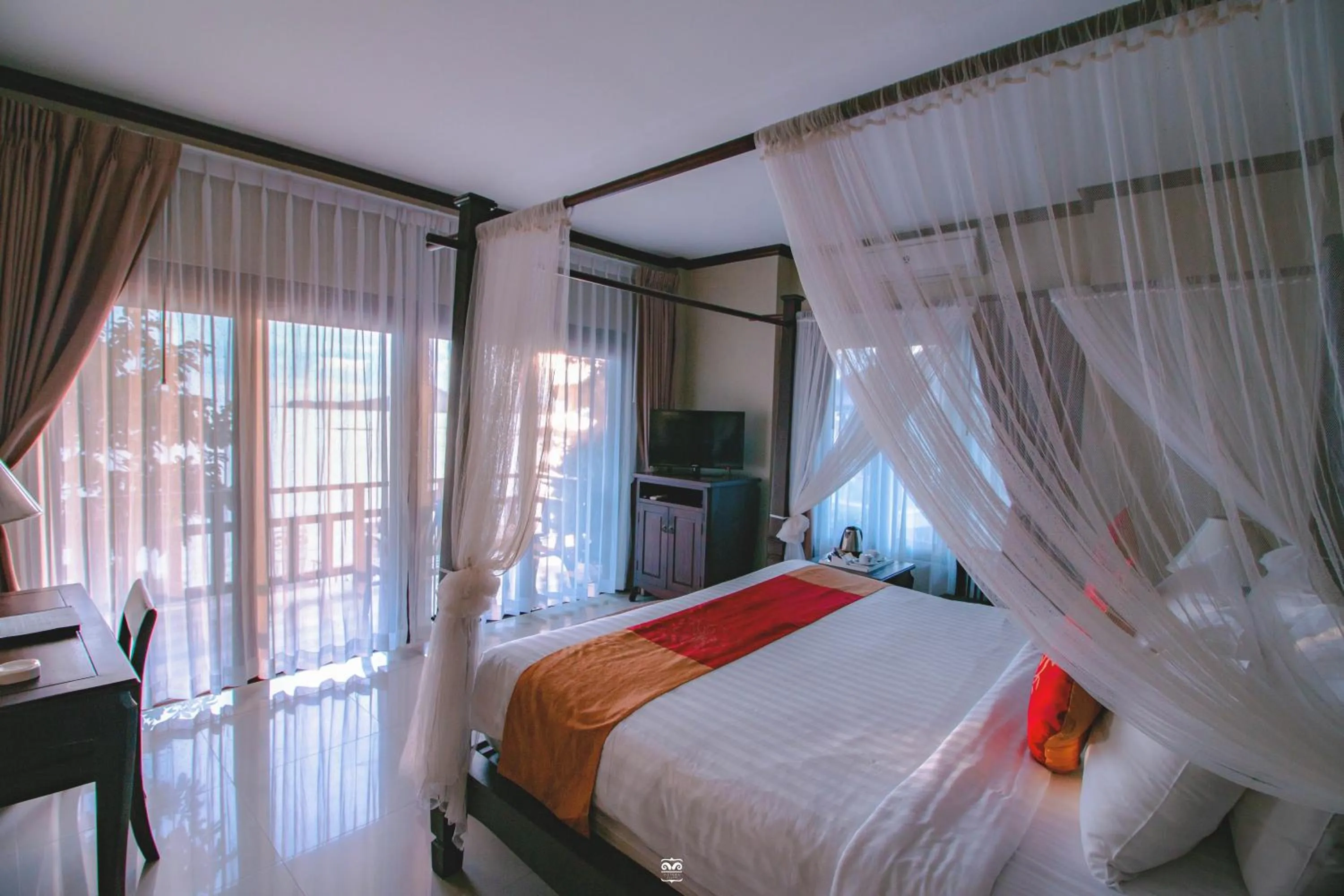 Bed in Victoria Cliff Hotel & Resort, Kawthaung