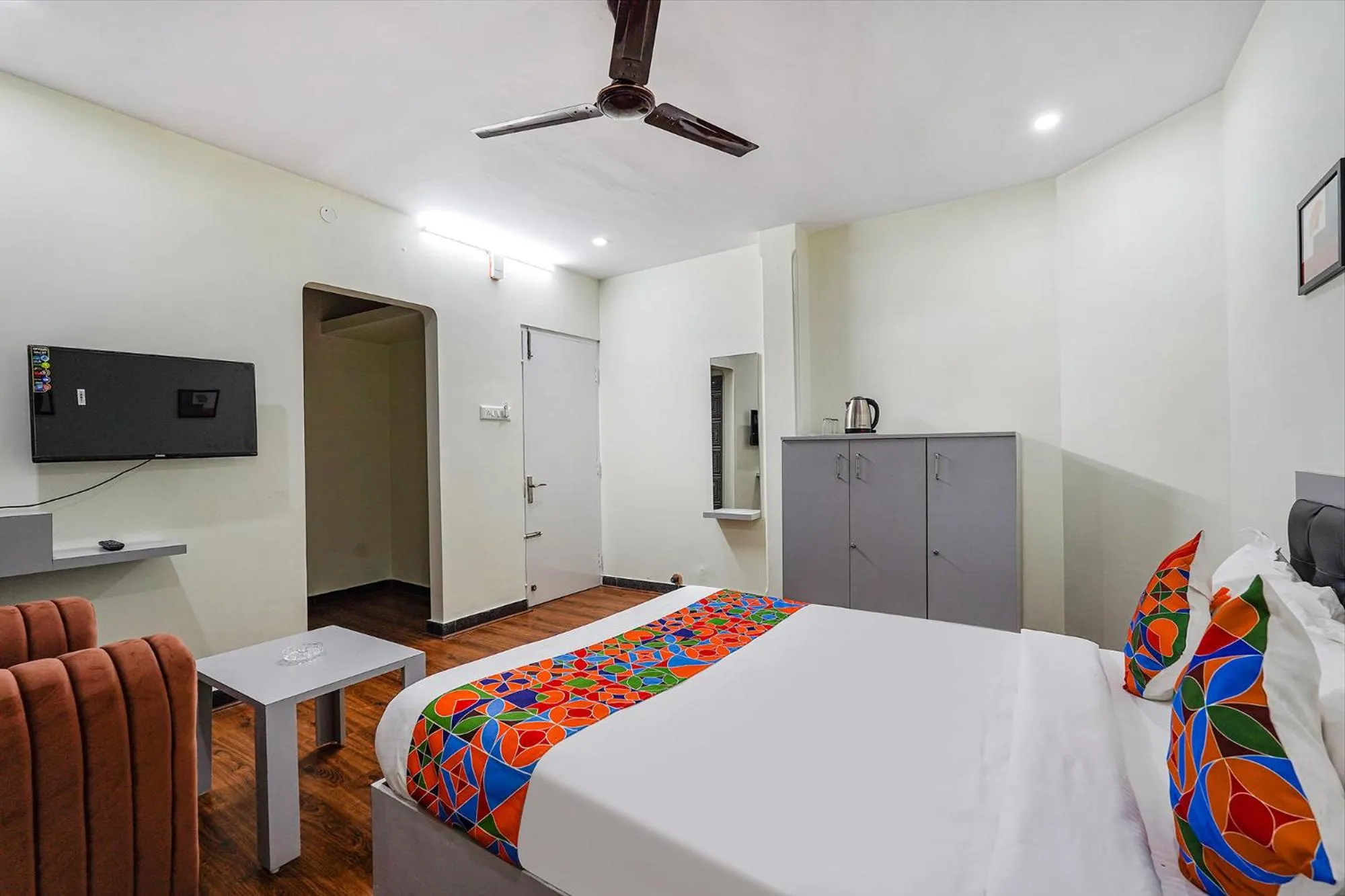 Bed in FabHotel Ivory Pearl - Nr Sony Signal