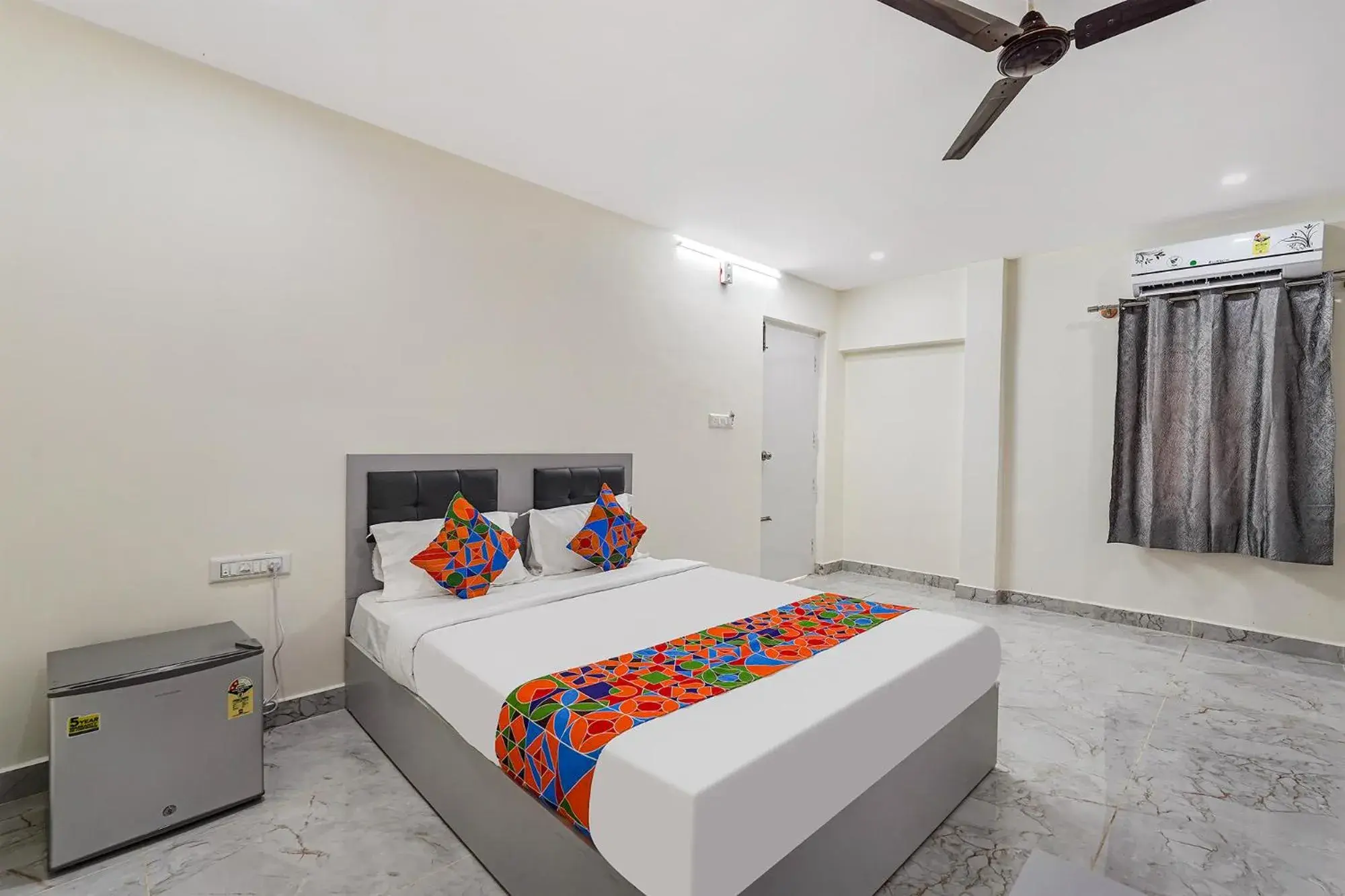 Superior Double Room - single occupancy in FabHotel Ivory Pearl - Nr Sony Signal Superior Double Room - single occupancy in FabHotel Ivory Pearl - Nr Sony Signal