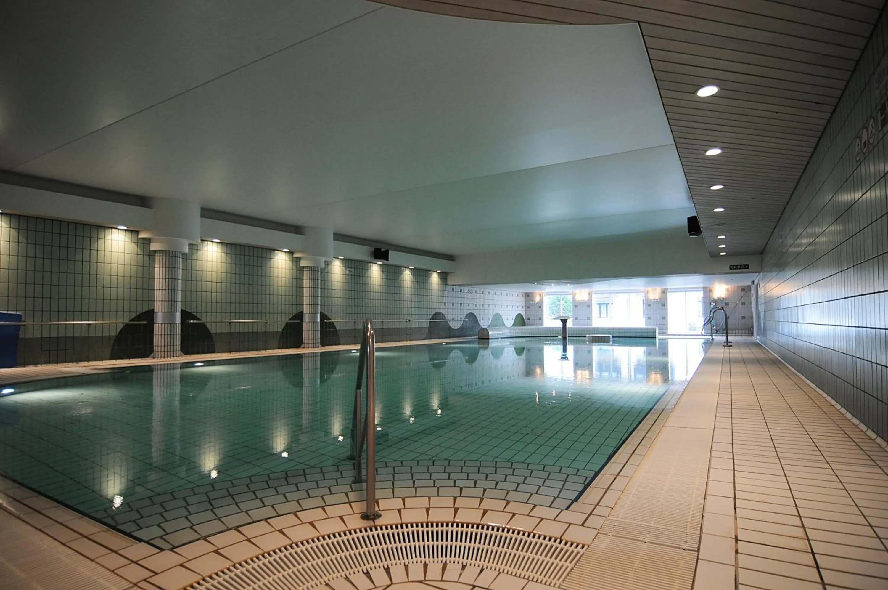 Swimming pool in Vayamundo Oostende