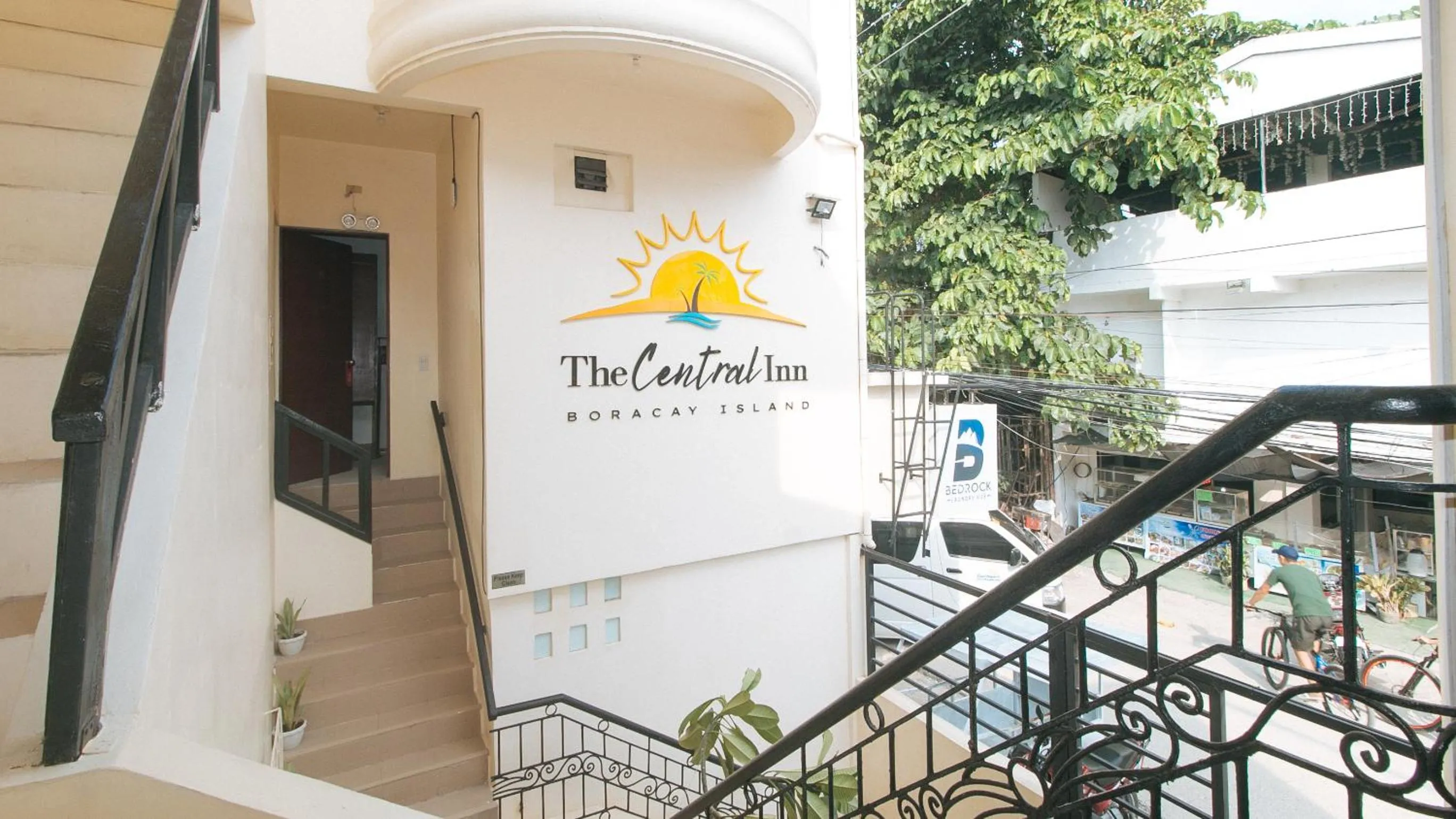 Property building in RedDoorz @ The Central Inn Boracay Island