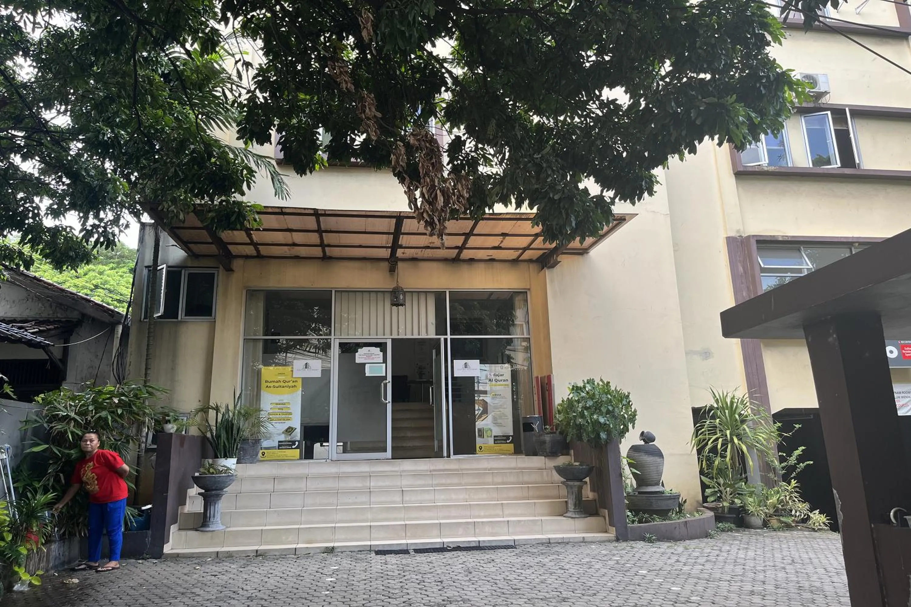 Facade/entrance in Sultan Residence Syariah