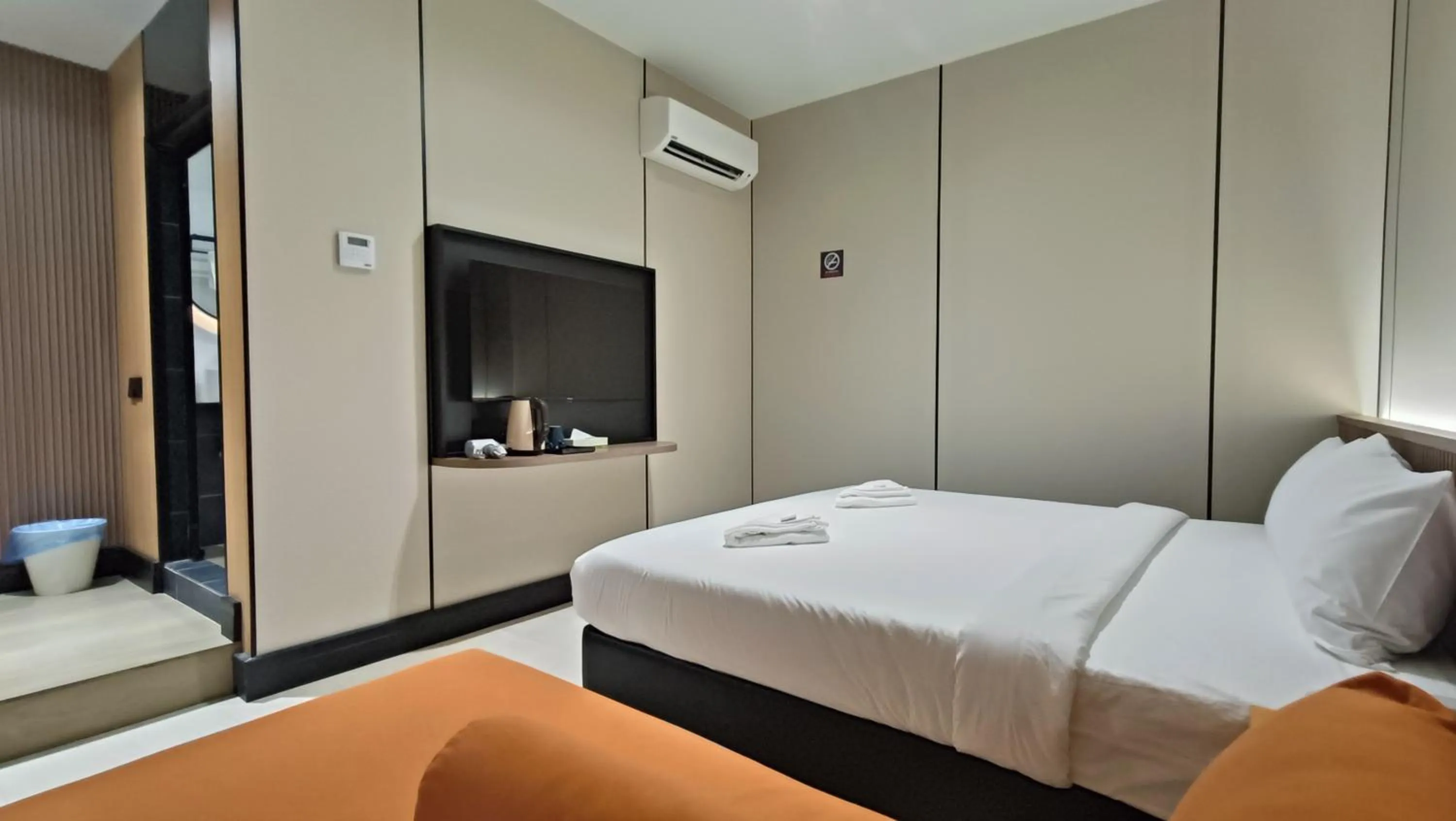 Bed in Urban Inn, Serai Wangi