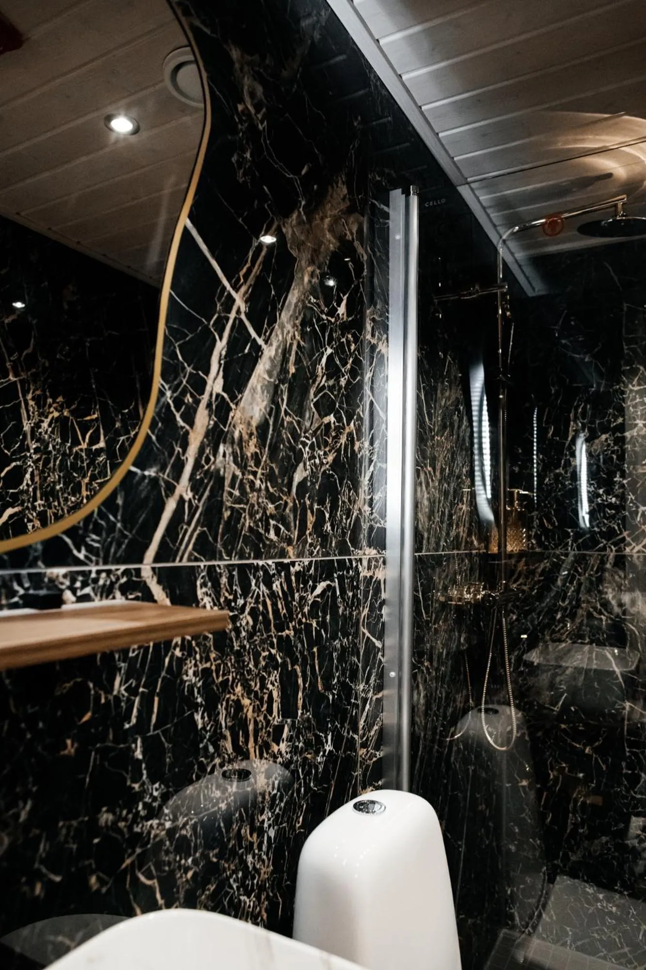 Bathroom in Aito Igloo & Spa Resort