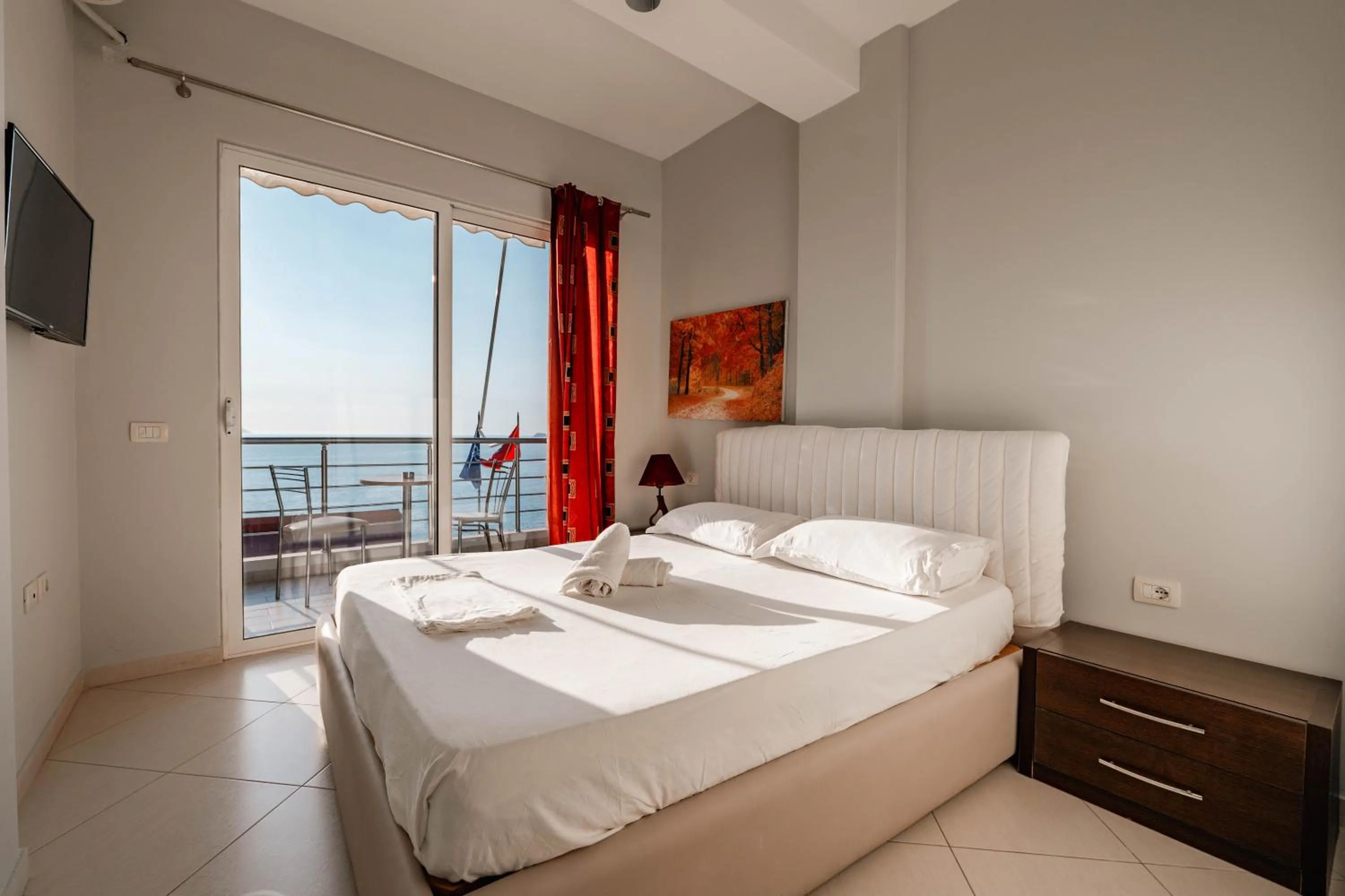 Bedroom, Bed in Hotel Ble Ble Vlore