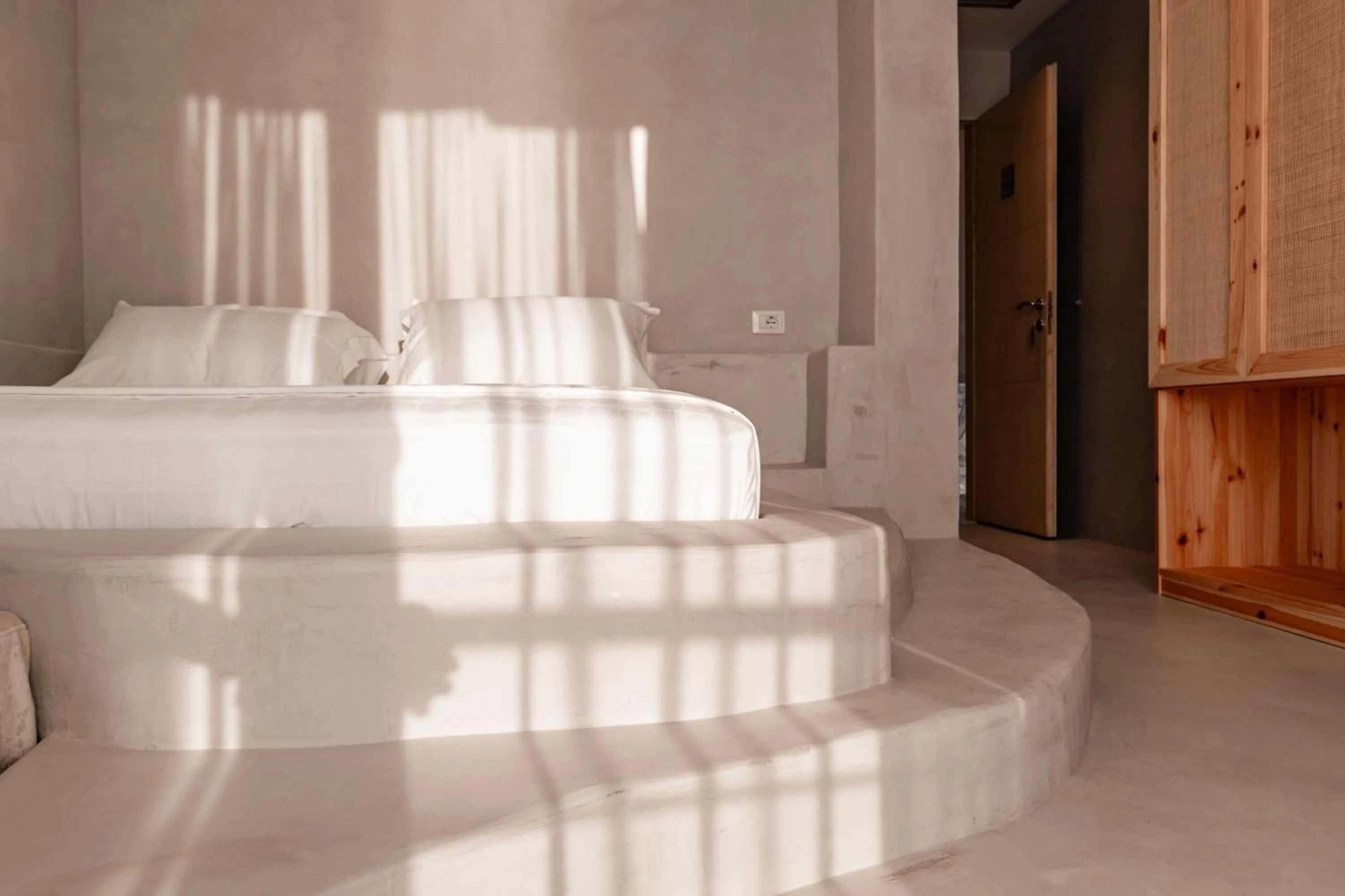 Bedroom, Bed in Hotel Ble Ble Vlore