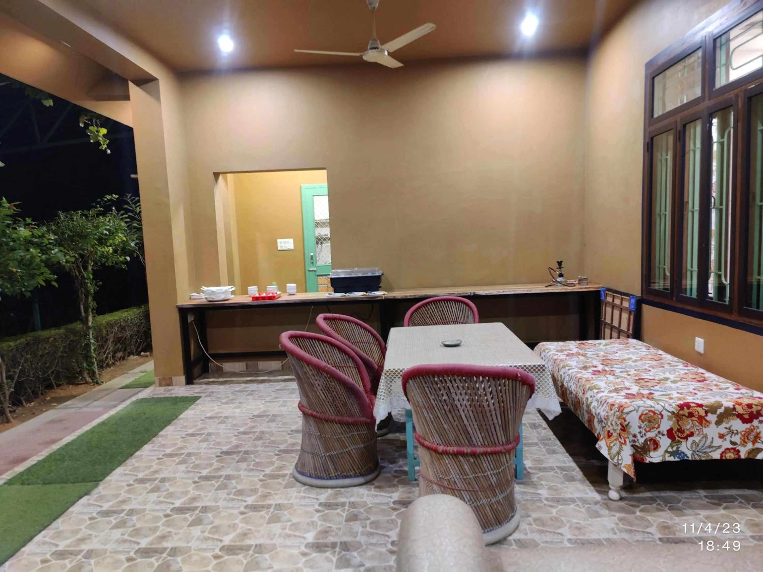 Living room in GiriSadan Organic Retreat & Experiences