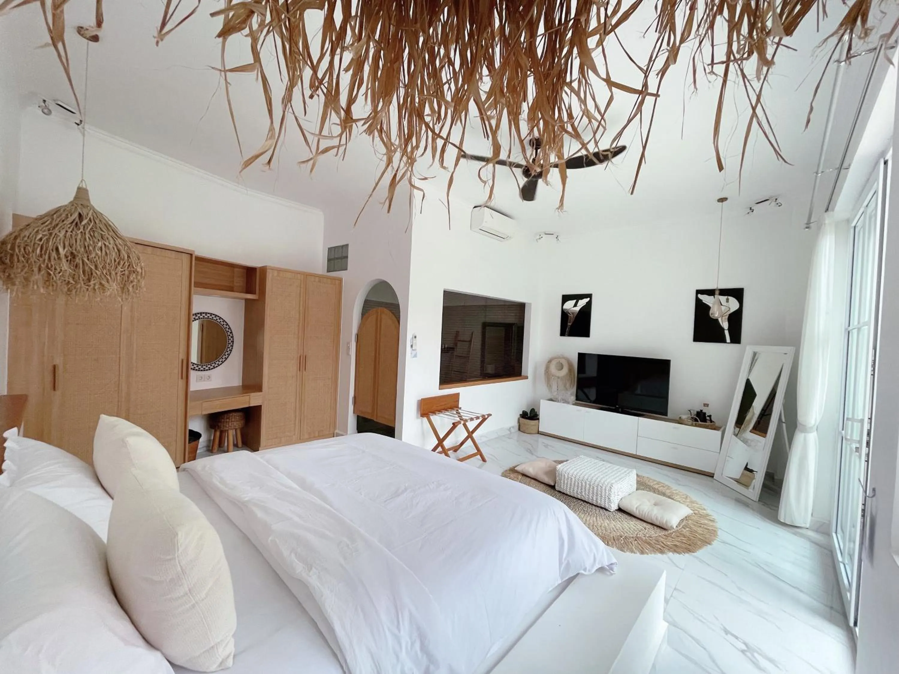 Bed in Keramas Moonlight Villa