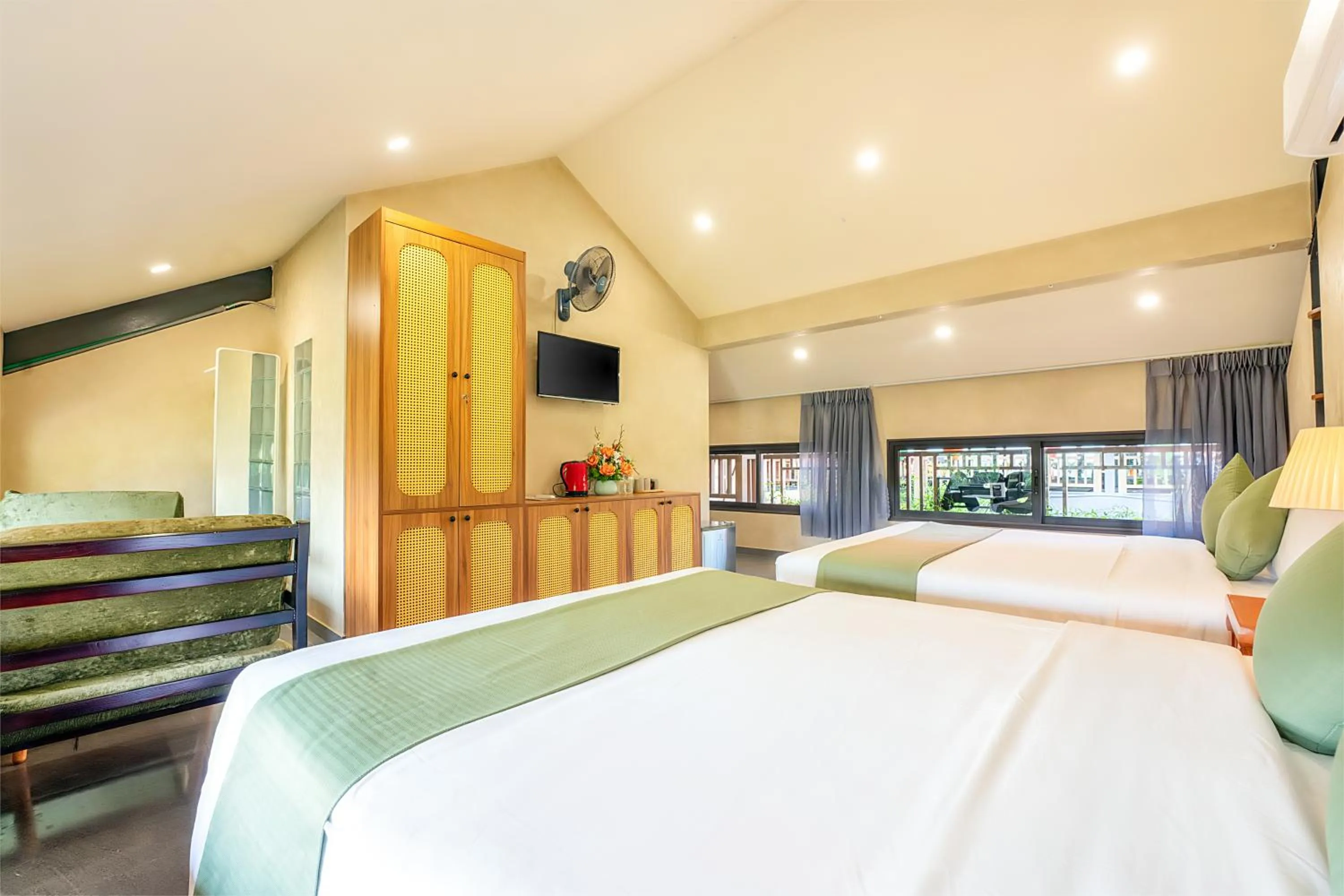 Bed in The Linh Seaside Villa Hoi An