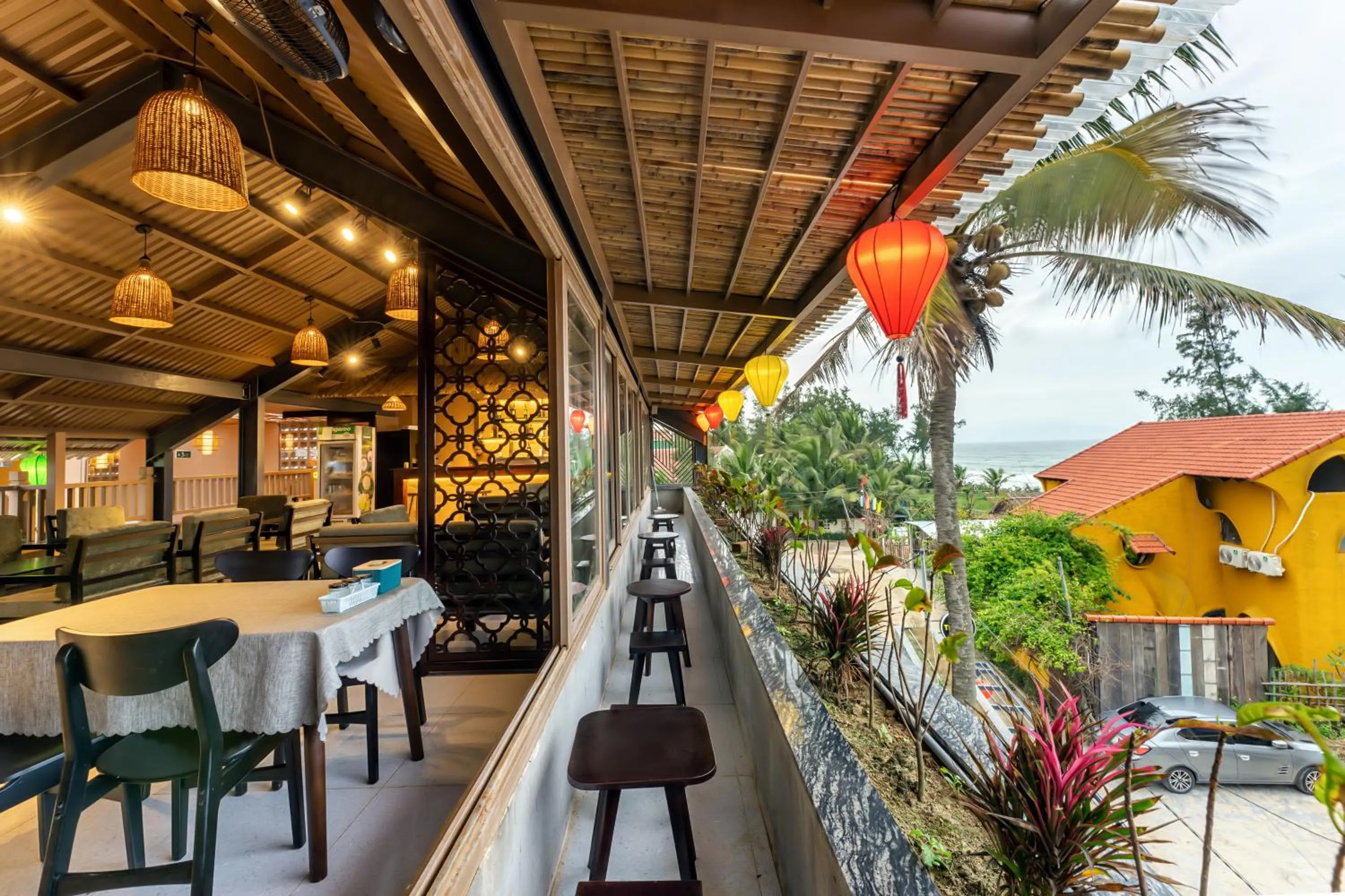 Restaurant/places to eat in The Linh Seaside Villa Hoi An