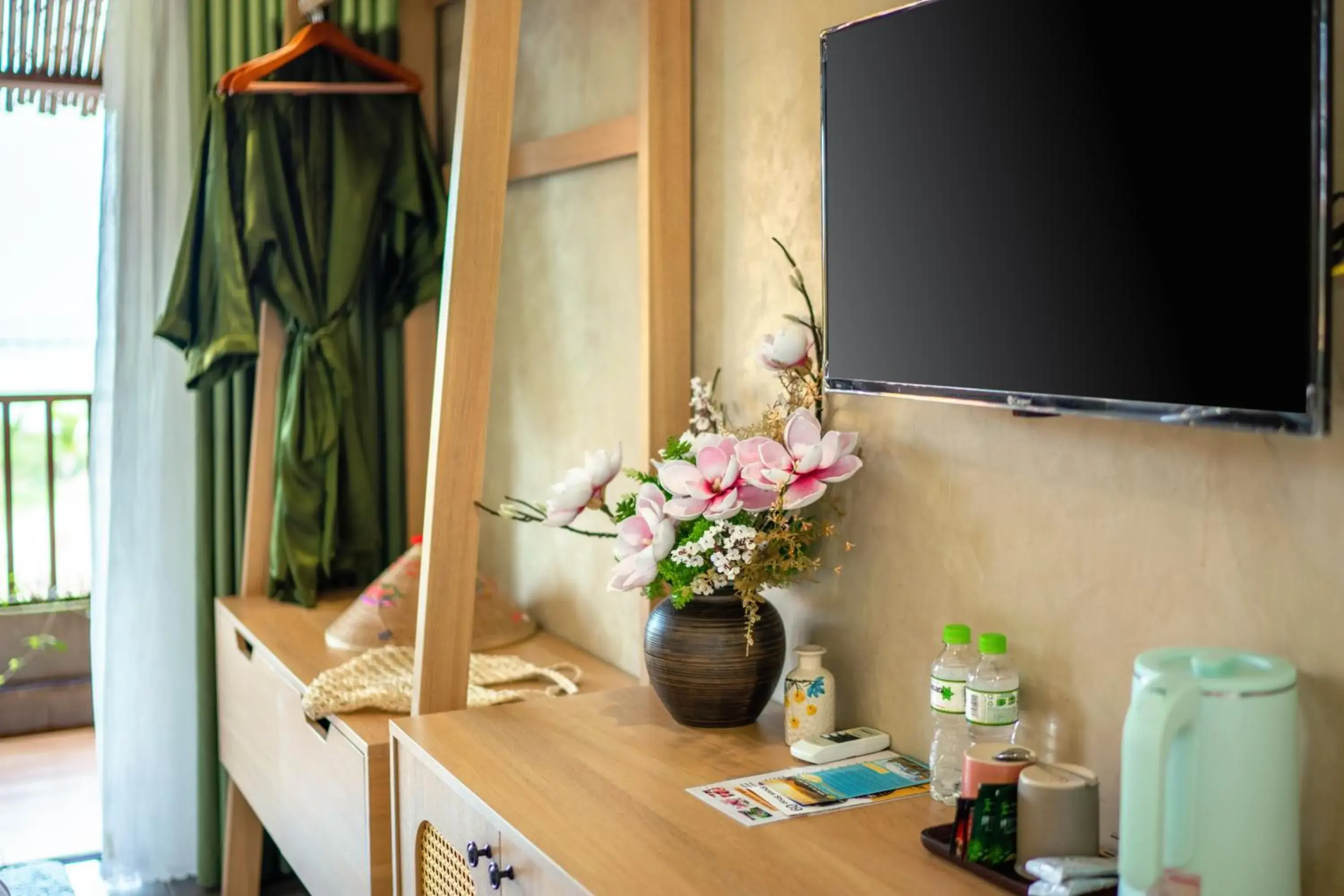 Deluxe Double Room with Balcony in The Linh Seaside Villa Hoi An Deluxe Double Room with Balcony in The Linh Seaside Villa Hoi An