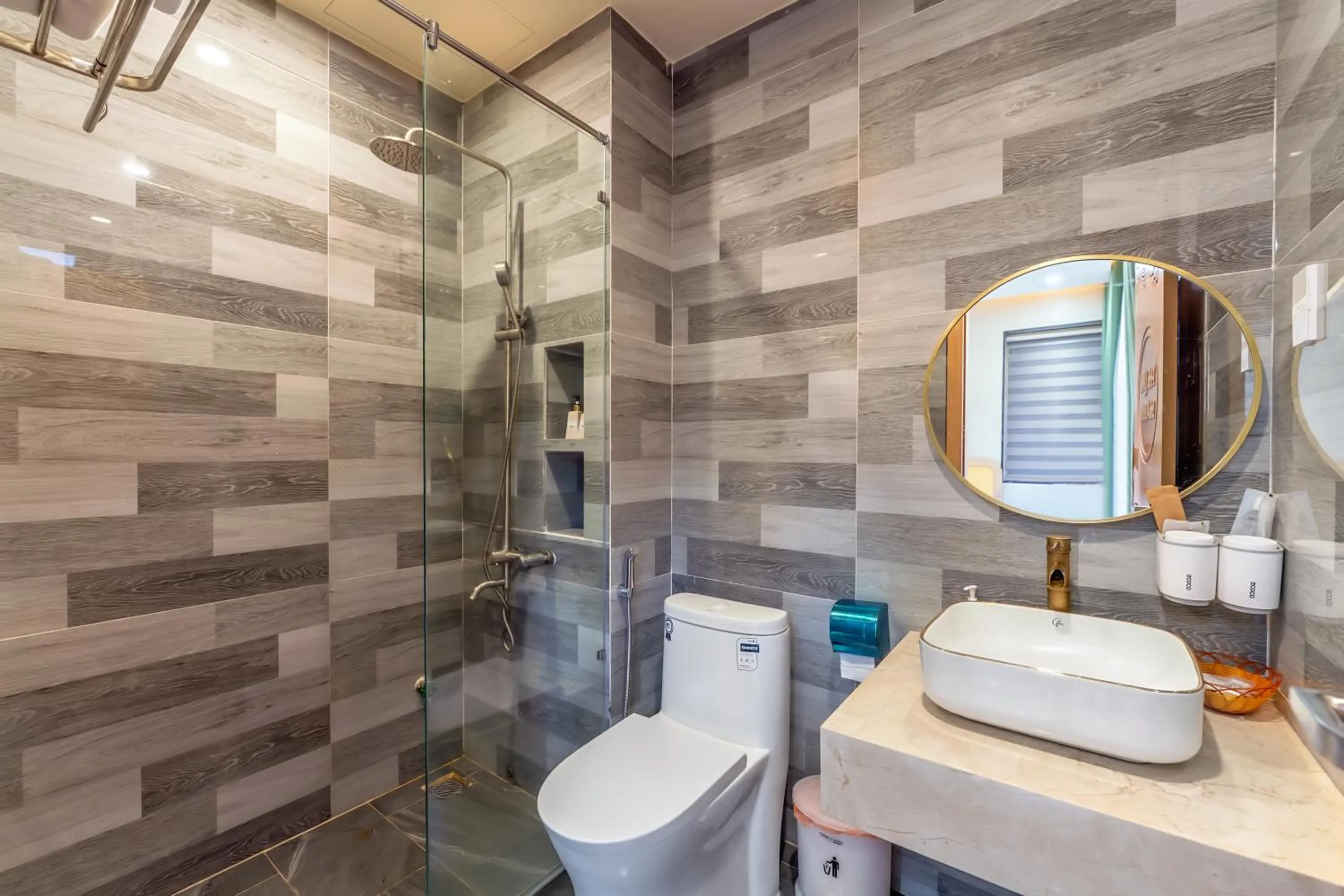 Bathroom in The Linh Seaside Villa Hoi An