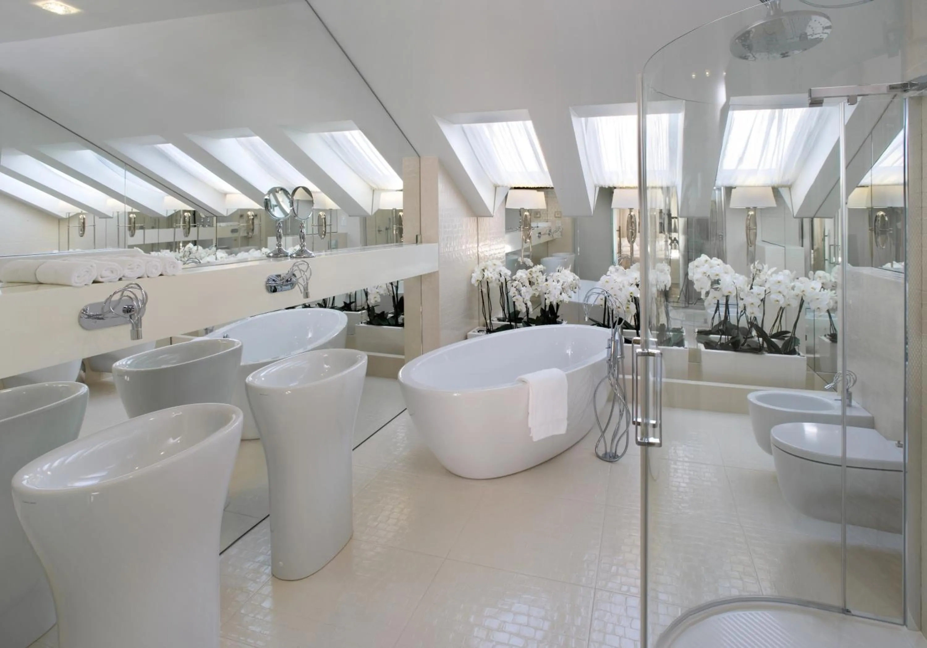 Bathroom in Kanonicza 22