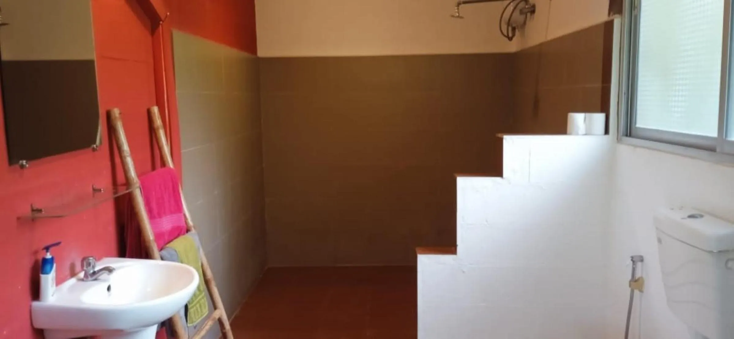 Shower in Aranya Phansad Resort