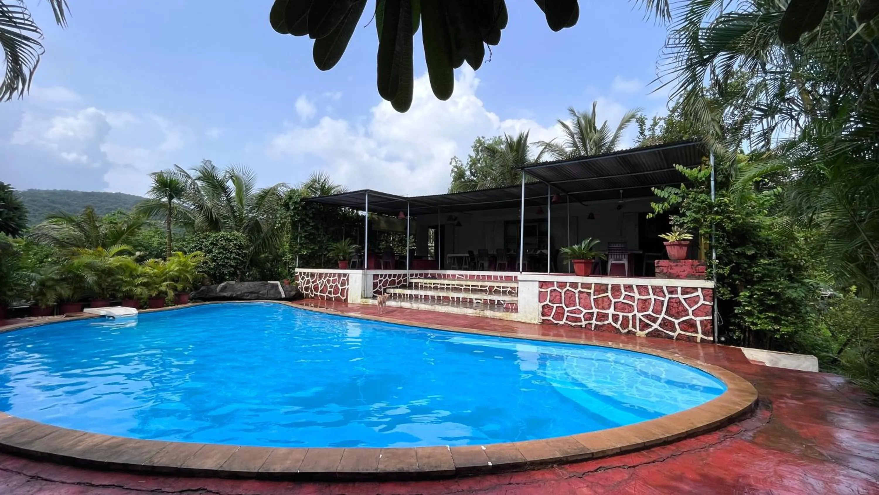 Swimming pool in Aranya Phansad Resort