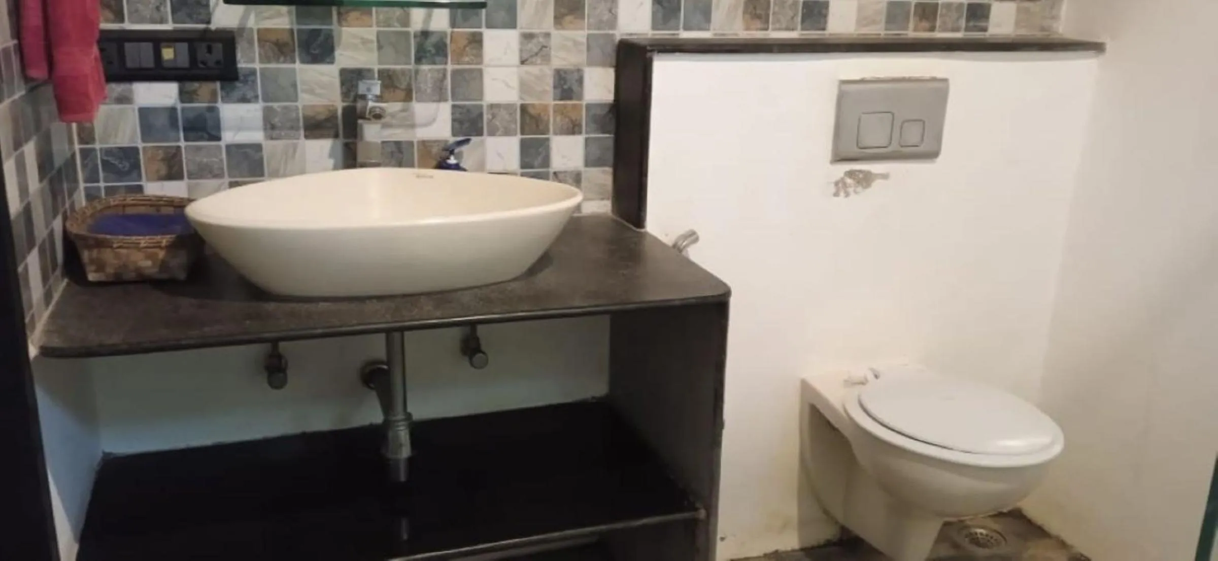 Toilet in Aranya Phansad Resort