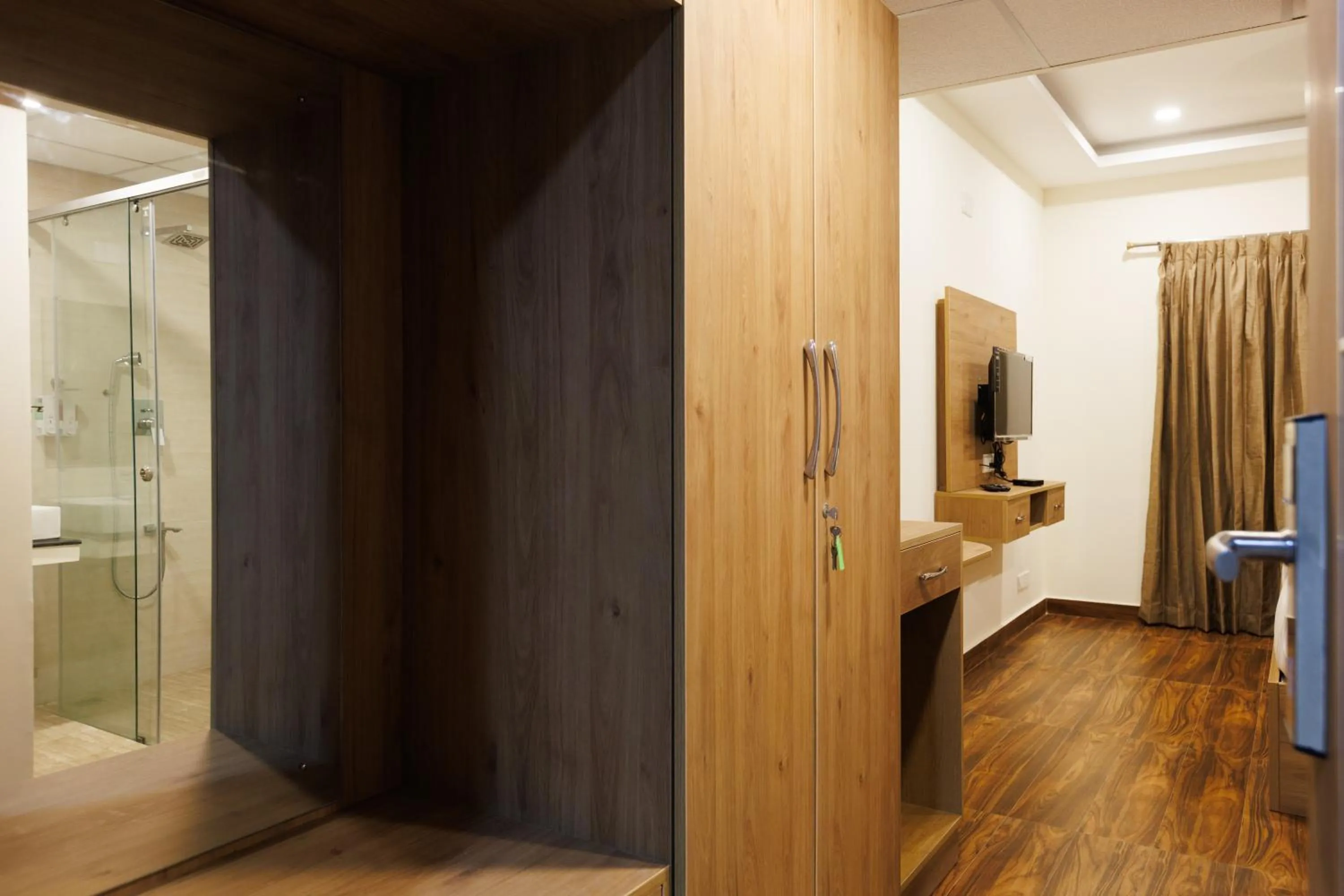 TV and multimedia in V V Grand