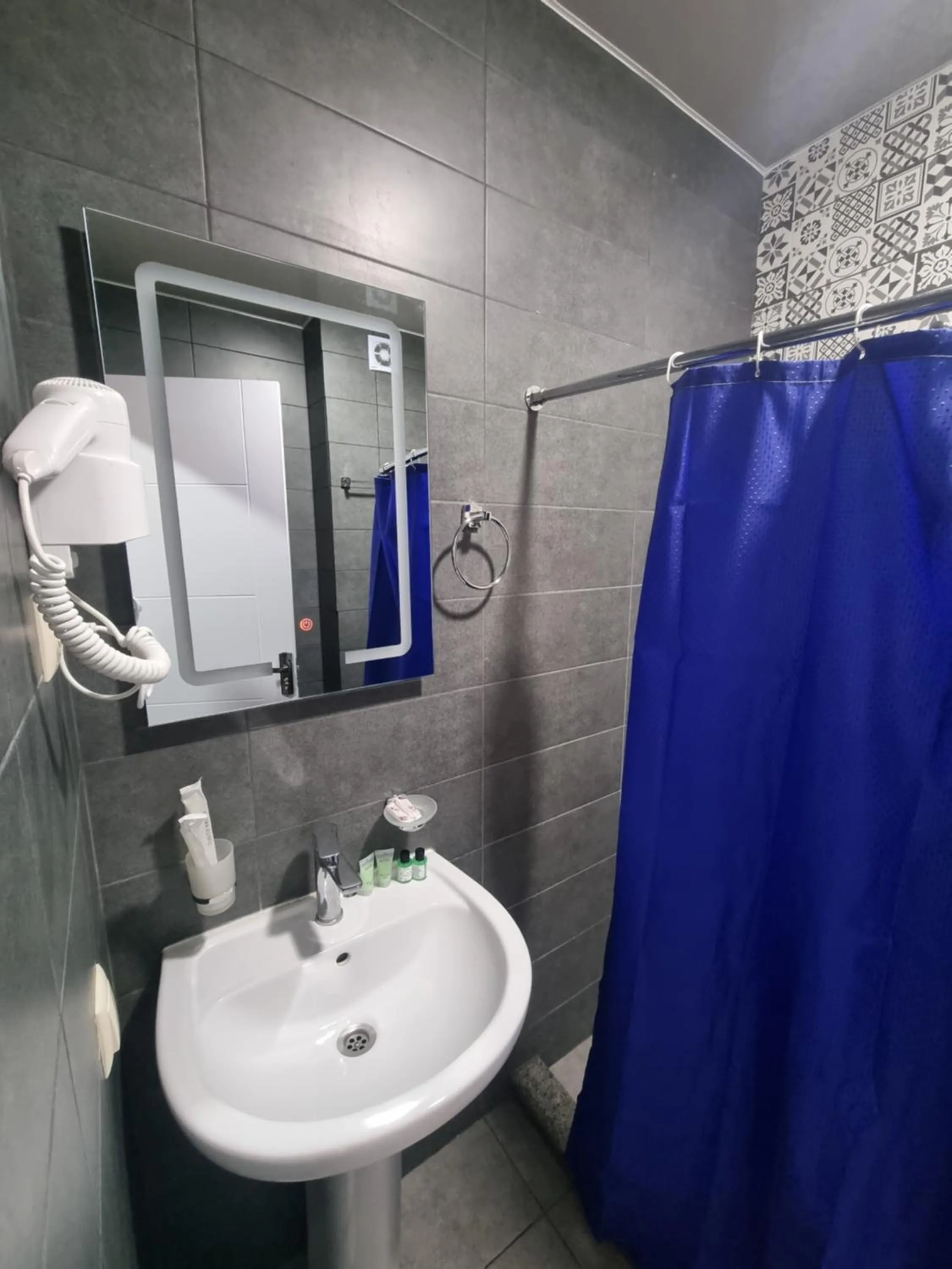 Bathroom in MAHALI HOTEL