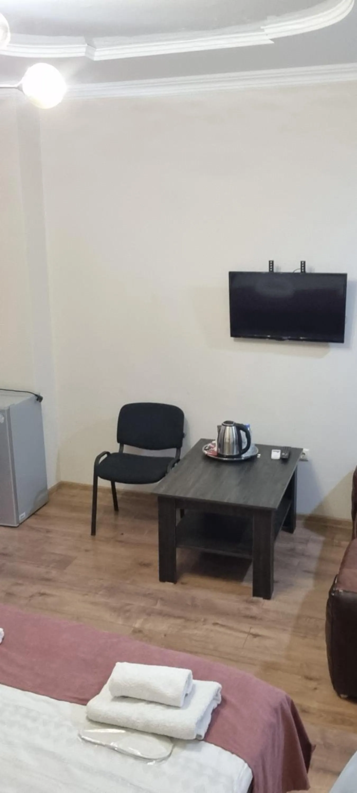 TV and multimedia, Bed in MAHALI HOTEL