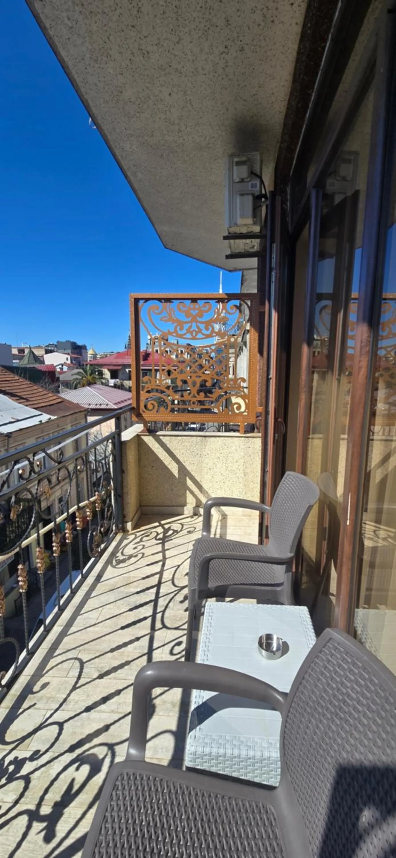 Property building in MAHALI HOTEL