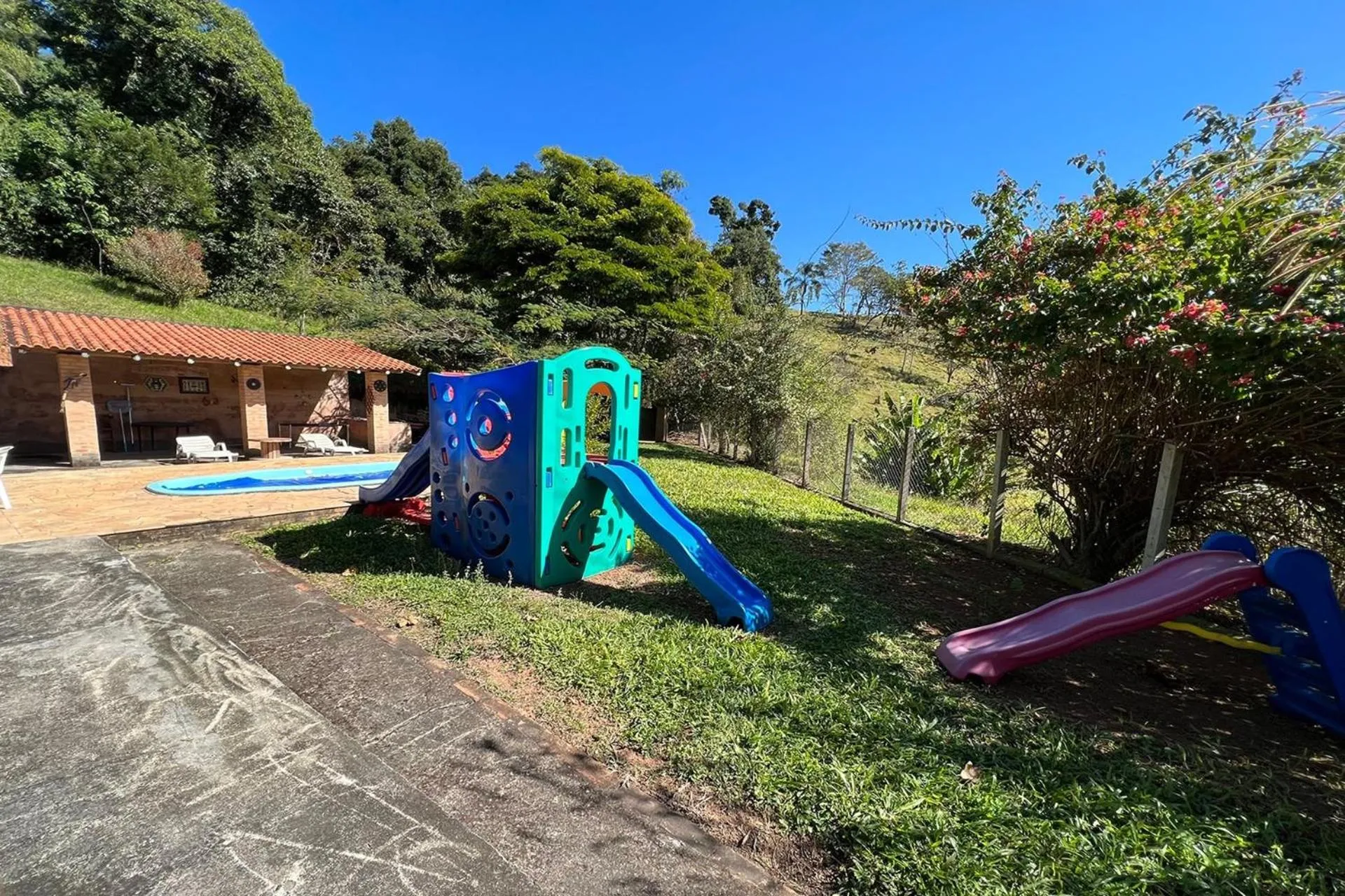 Children play ground in Estância Village de Cunha