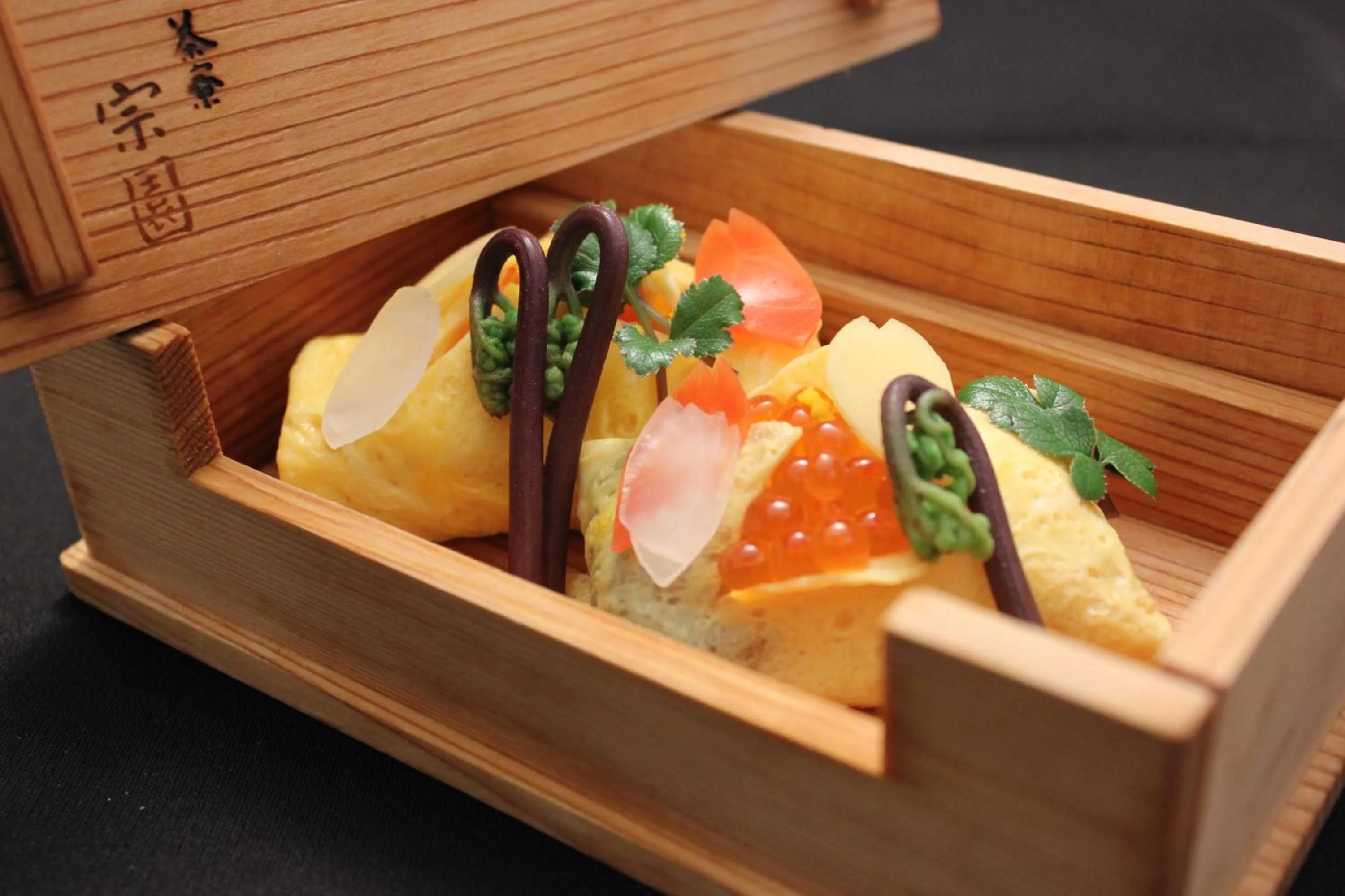 Food close-up in Saryo Souen