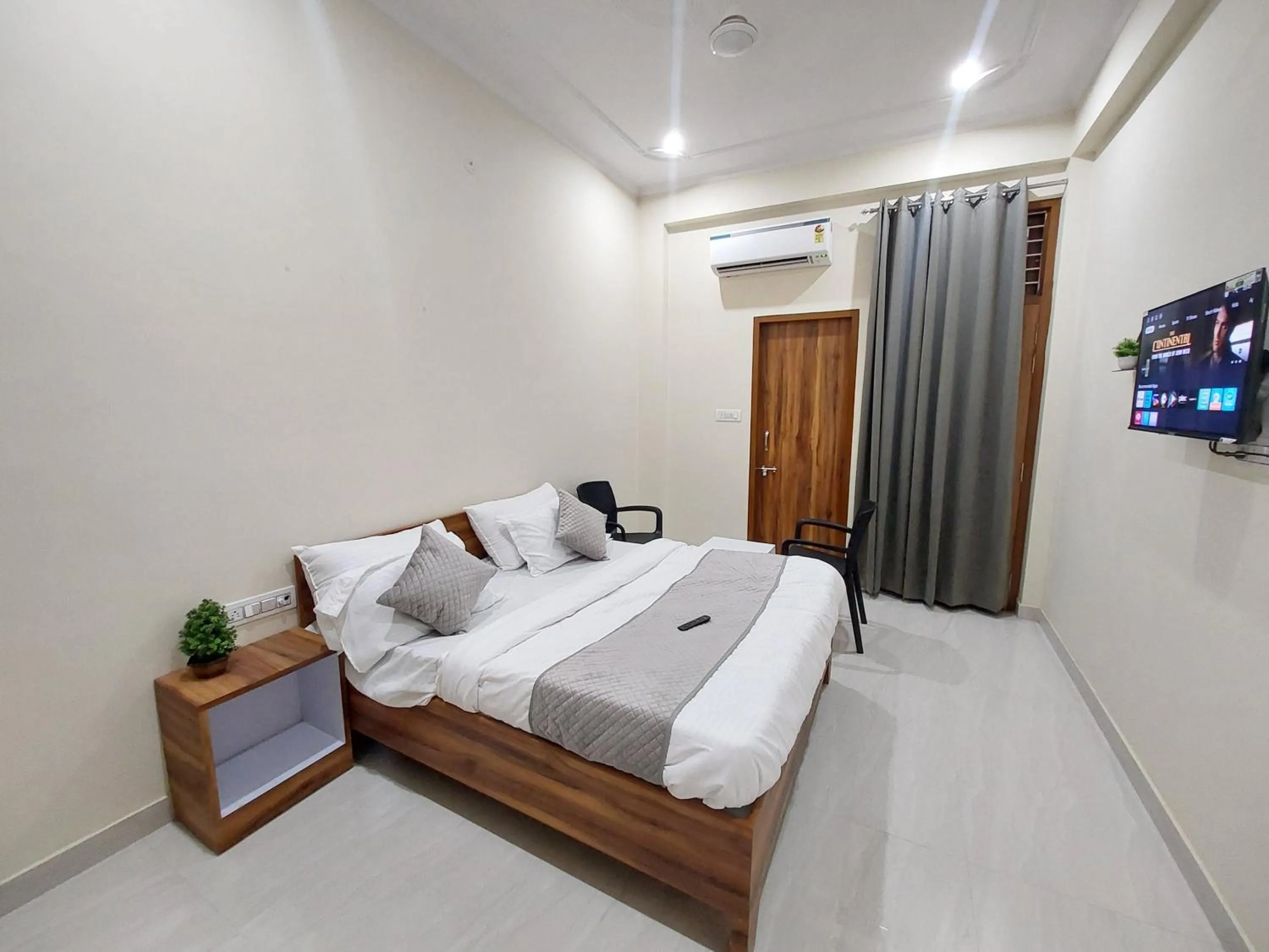 Bed in HOMEWOOD SUITES Jaipur