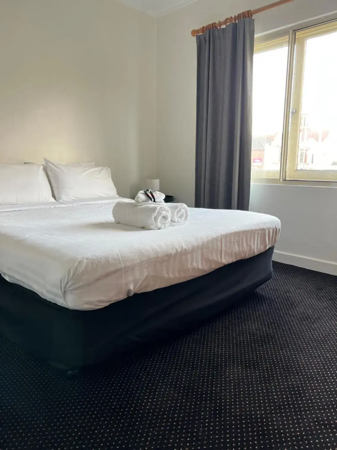 Queen Room in Star Bar Cafe & Hotel Queen Room in Star Bar Cafe & Hotel