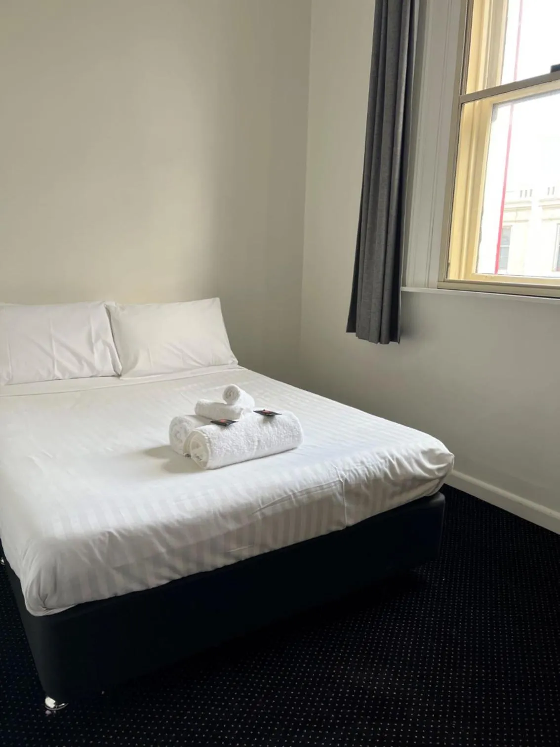 Bedroom, Bed in Star Bar Cafe & Hotel