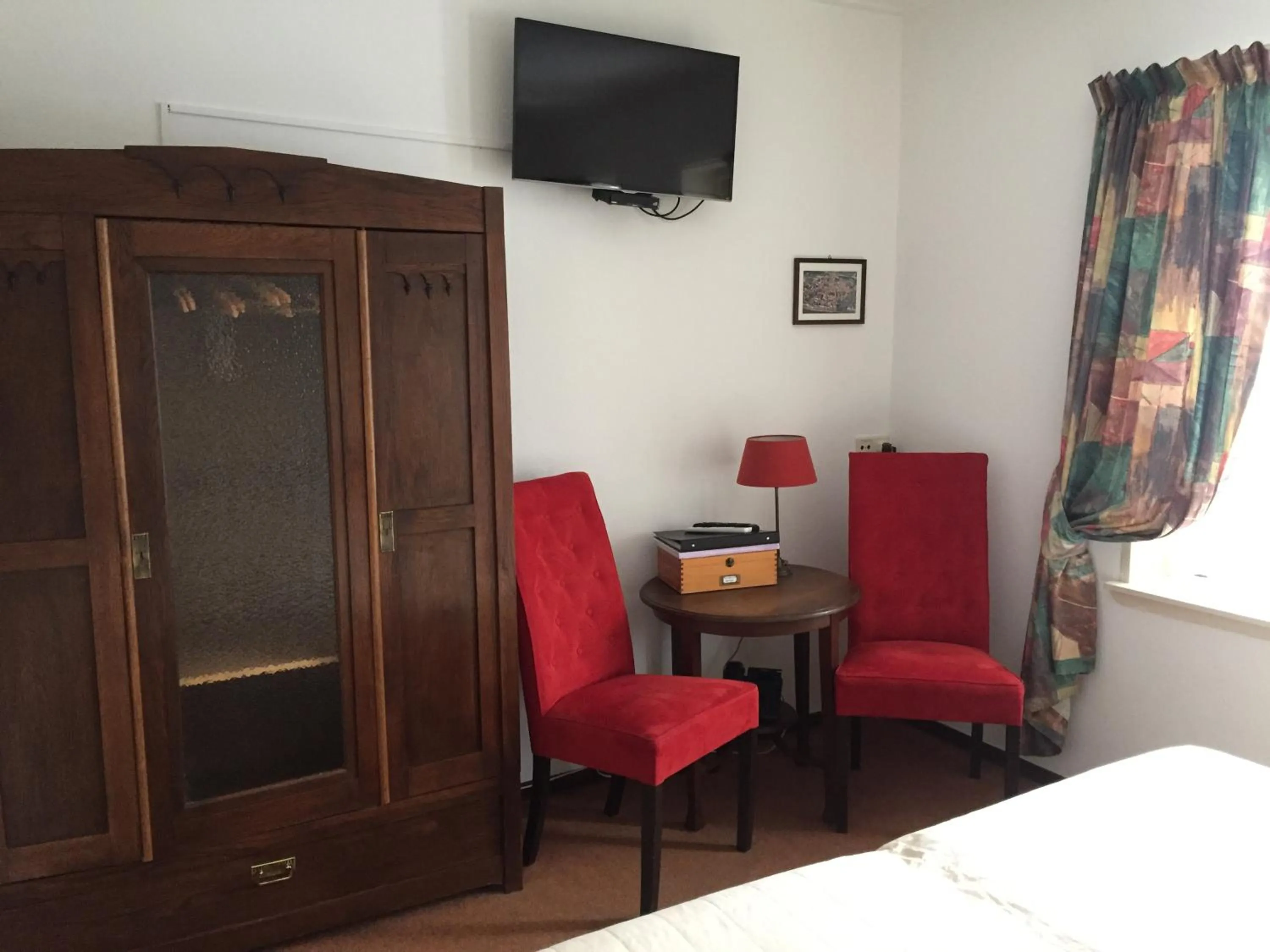 Bedroom, Bed in Hanzestadslogement "De Leeuw", logies in het centrum van Deventer