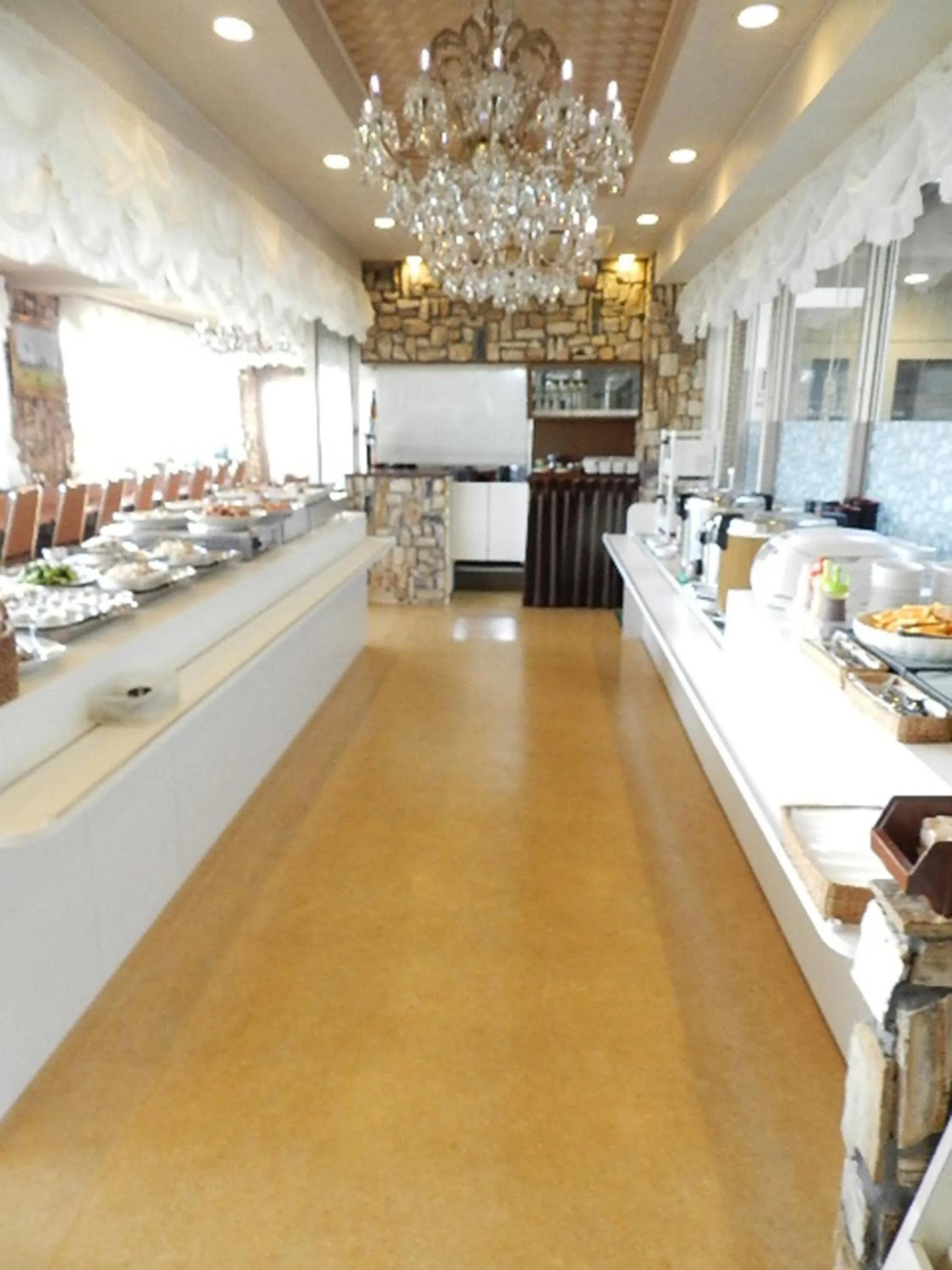 Restaurant/places to eat in Hotel Sambancho