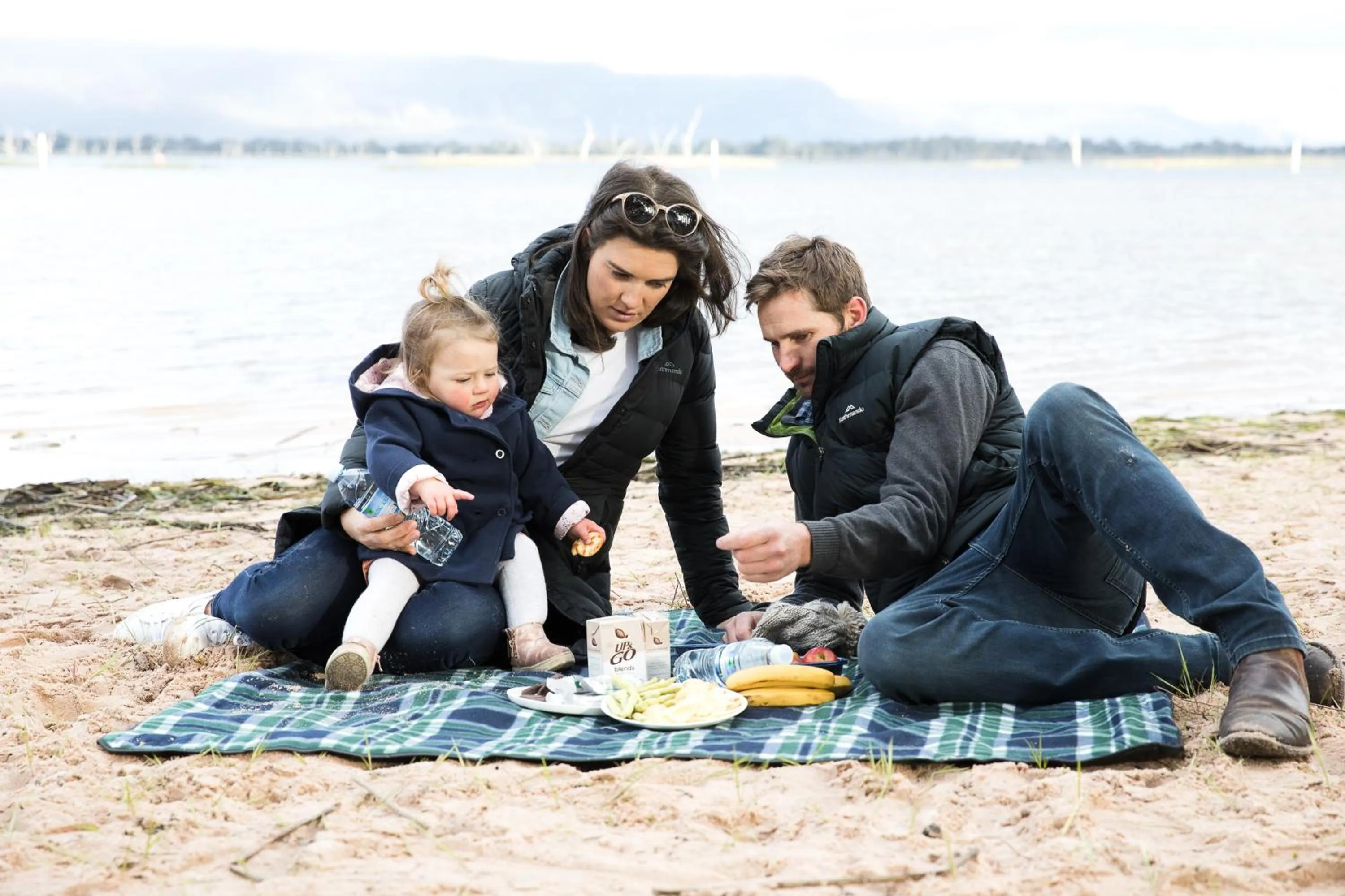 Beach in Lake Fyans Holiday Park