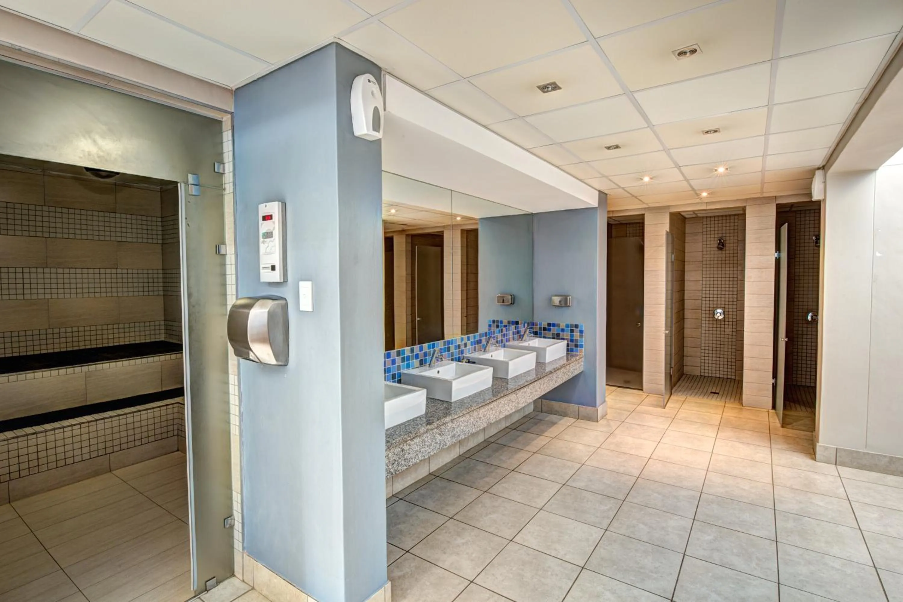 Fitness centre/facilities in Royal Marang Hotel